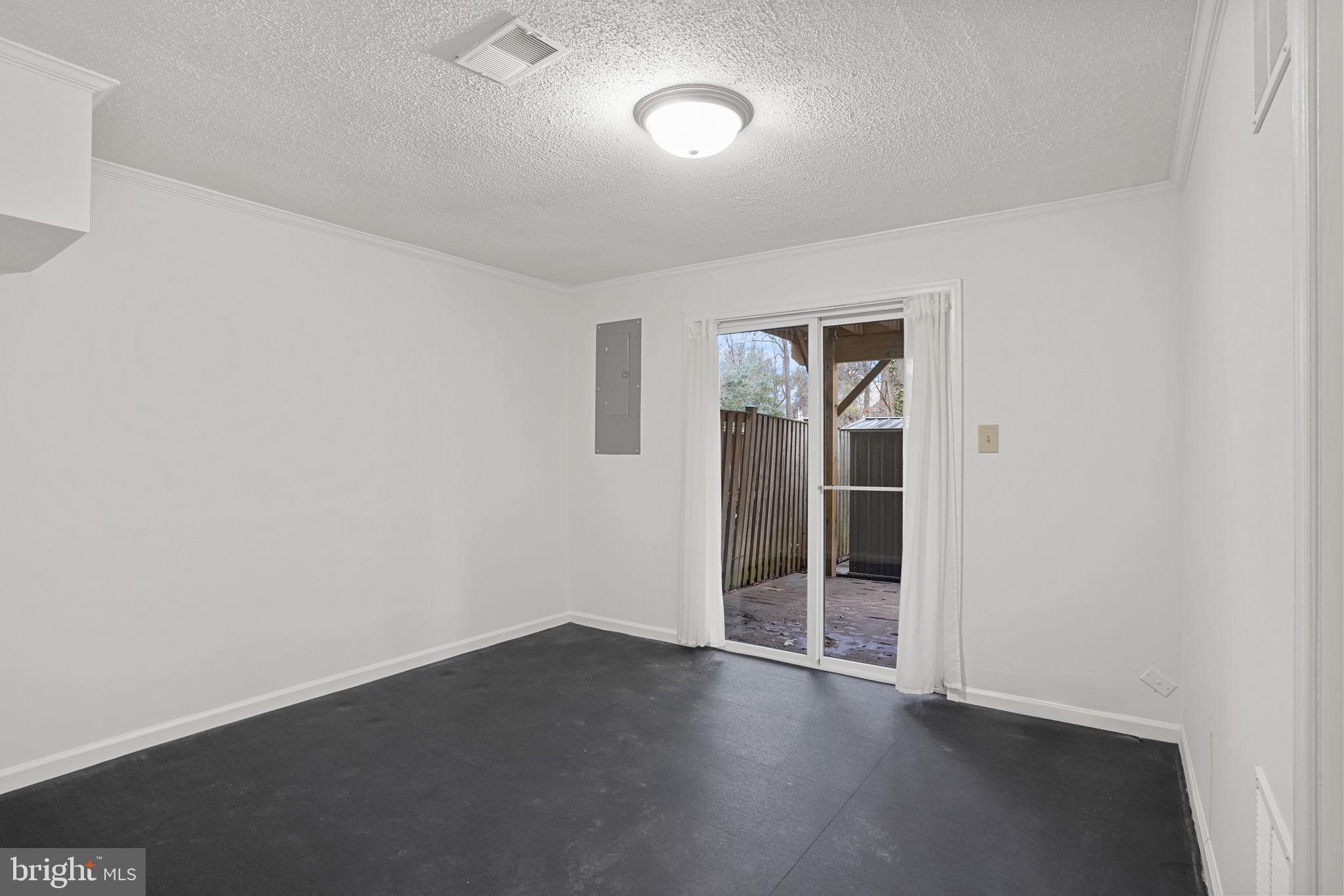 HEATHER GLEN - Residential