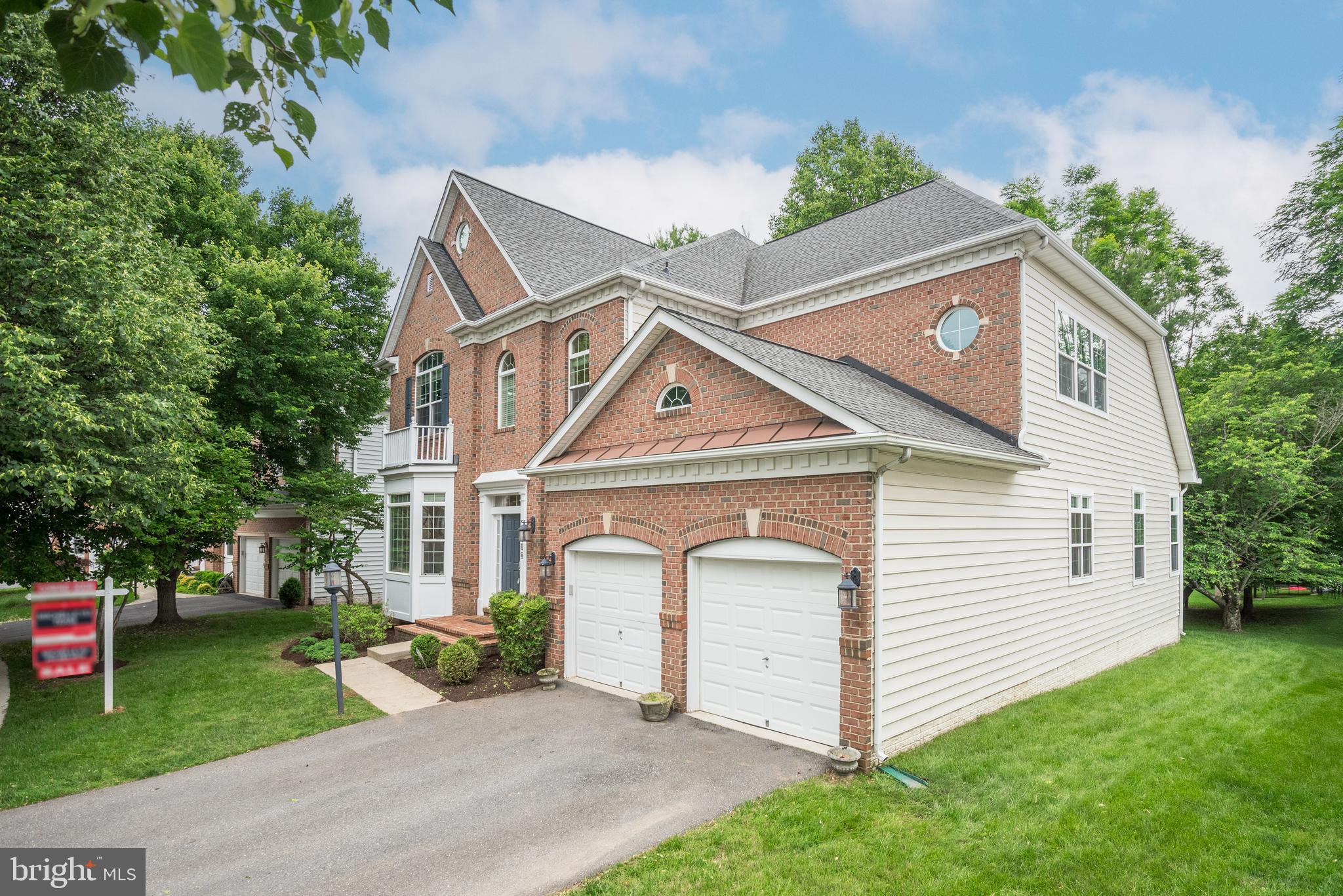 408 MISTY KNOLL DRIVE