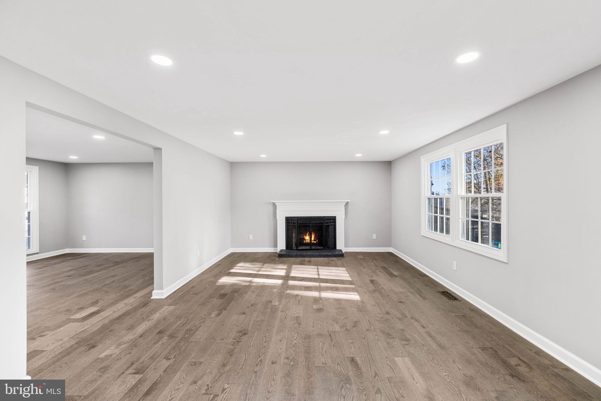 FAIRFAX CLUB ESTATES - Residential Lease