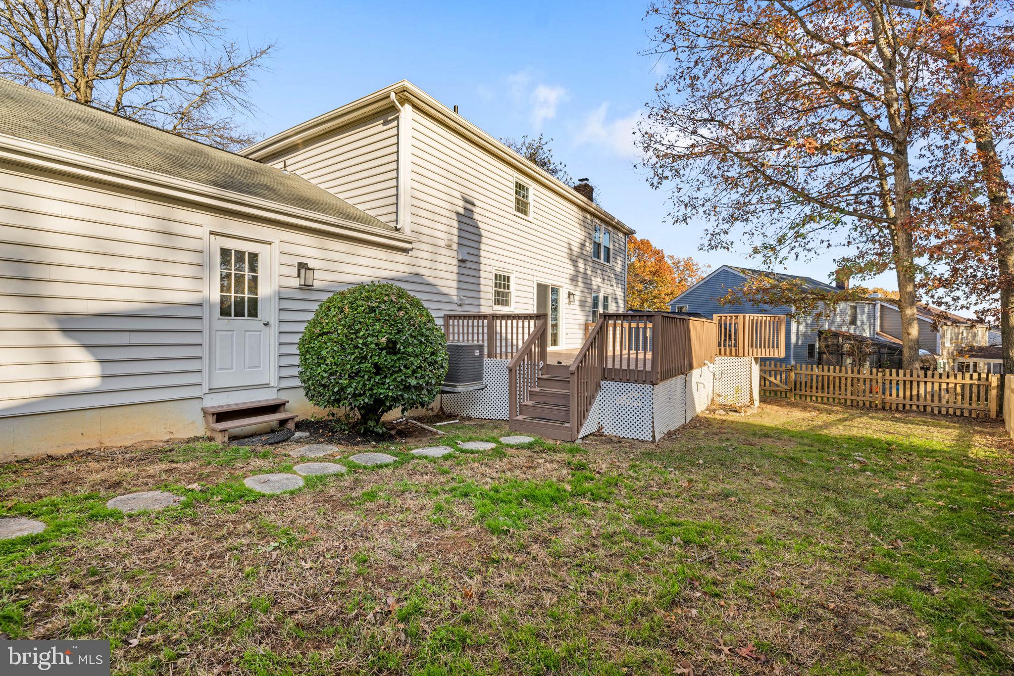 FAIRFAX CLUB ESTATES - Residential Lease