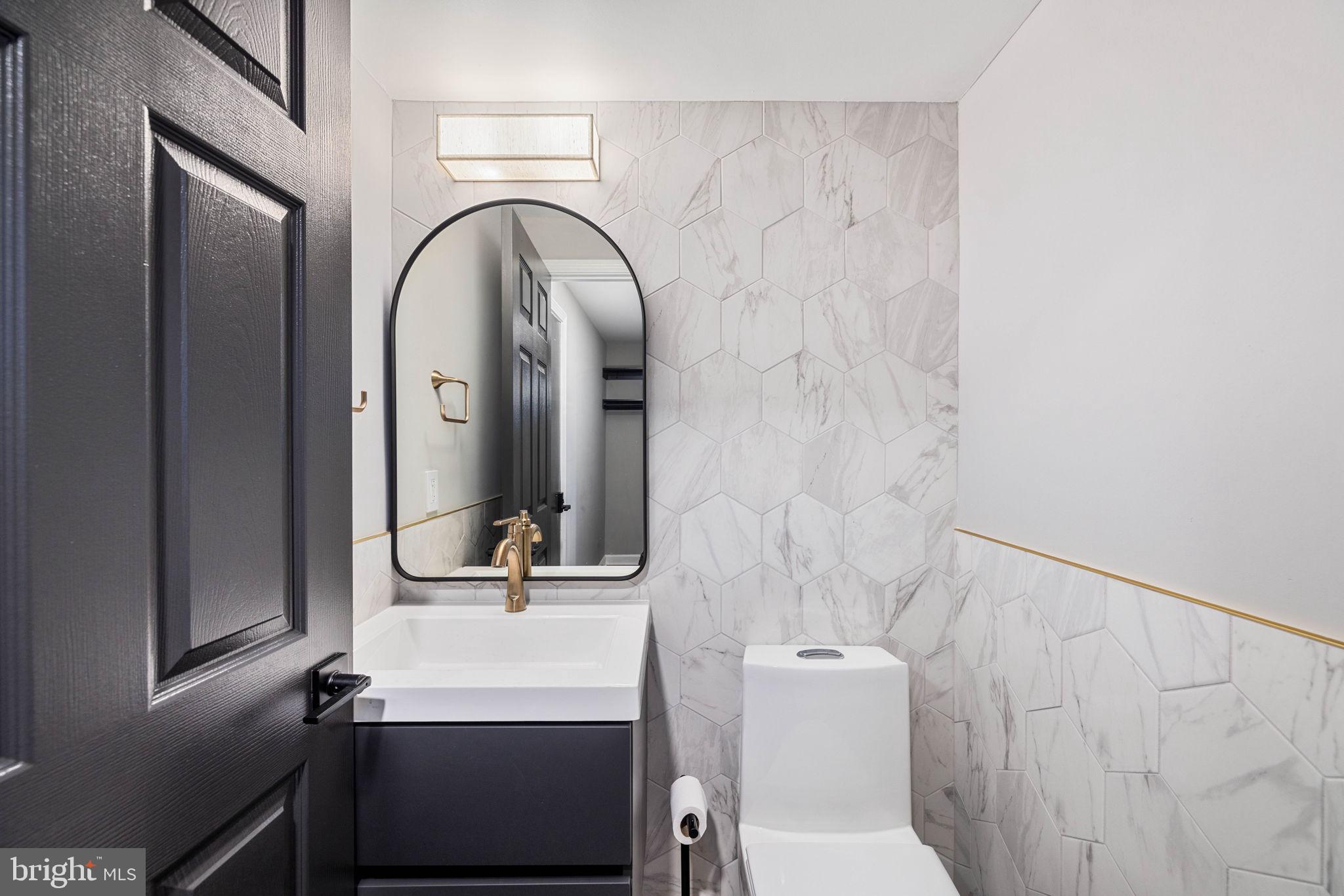 FAIRFAX CLUB ESTATES - Residential Lease