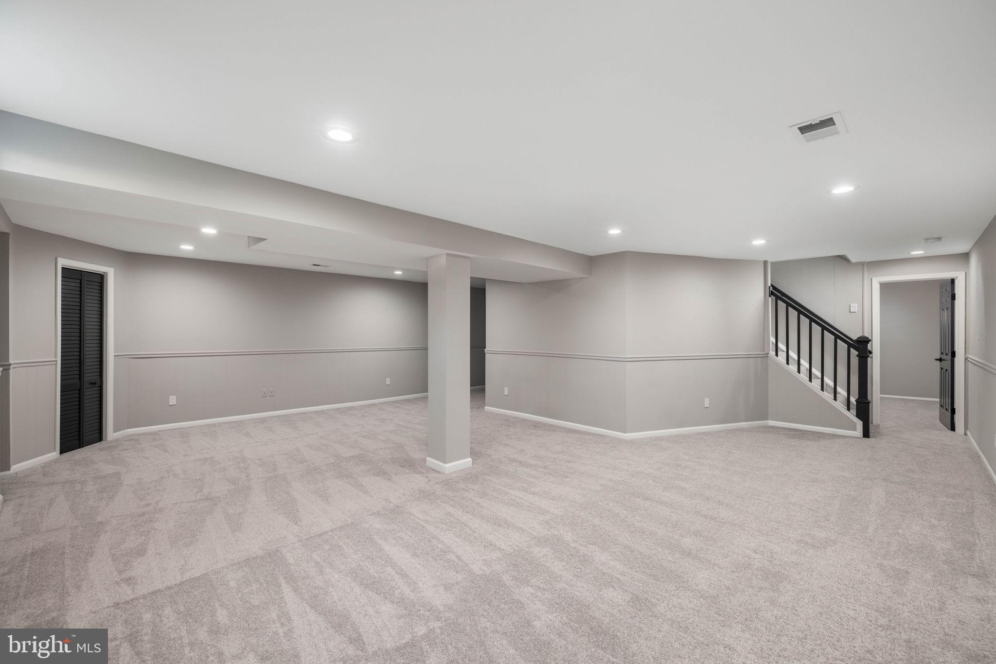 FAIRFAX CLUB ESTATES - Residential Lease