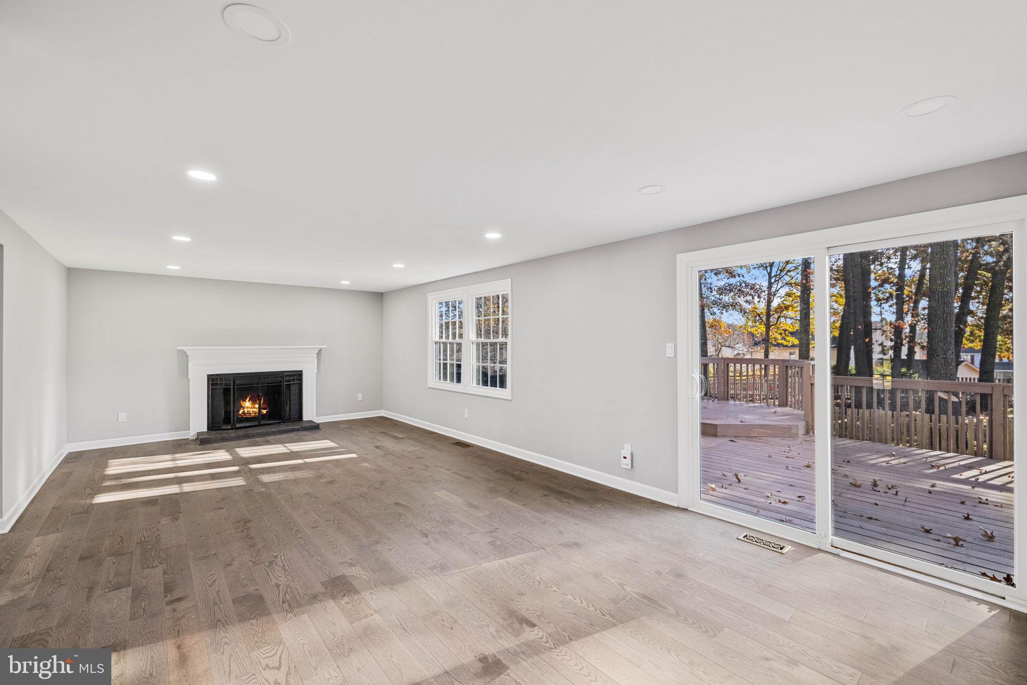 FAIRFAX CLUB ESTATES - Residential Lease