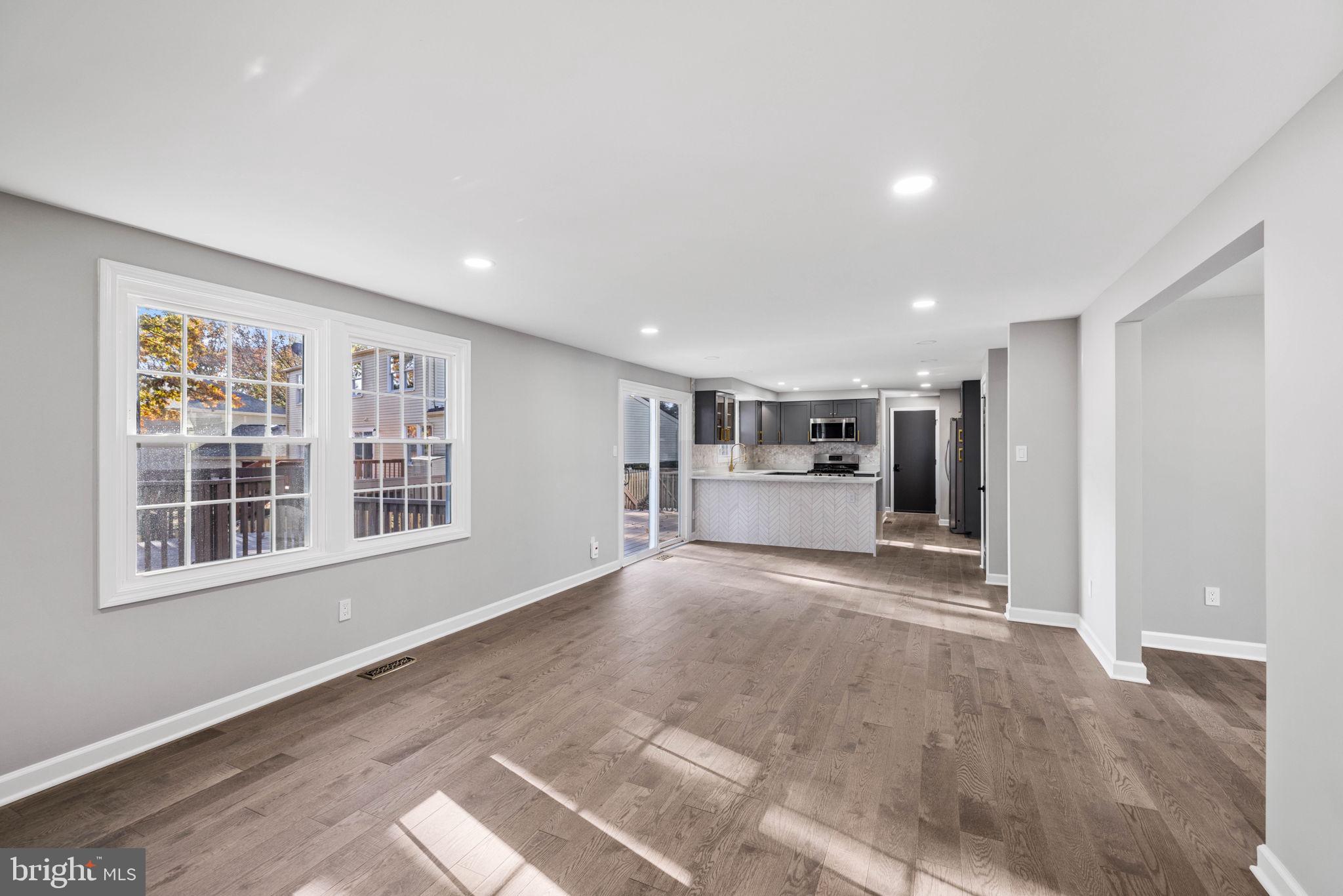 FAIRFAX CLUB ESTATES - Residential Lease