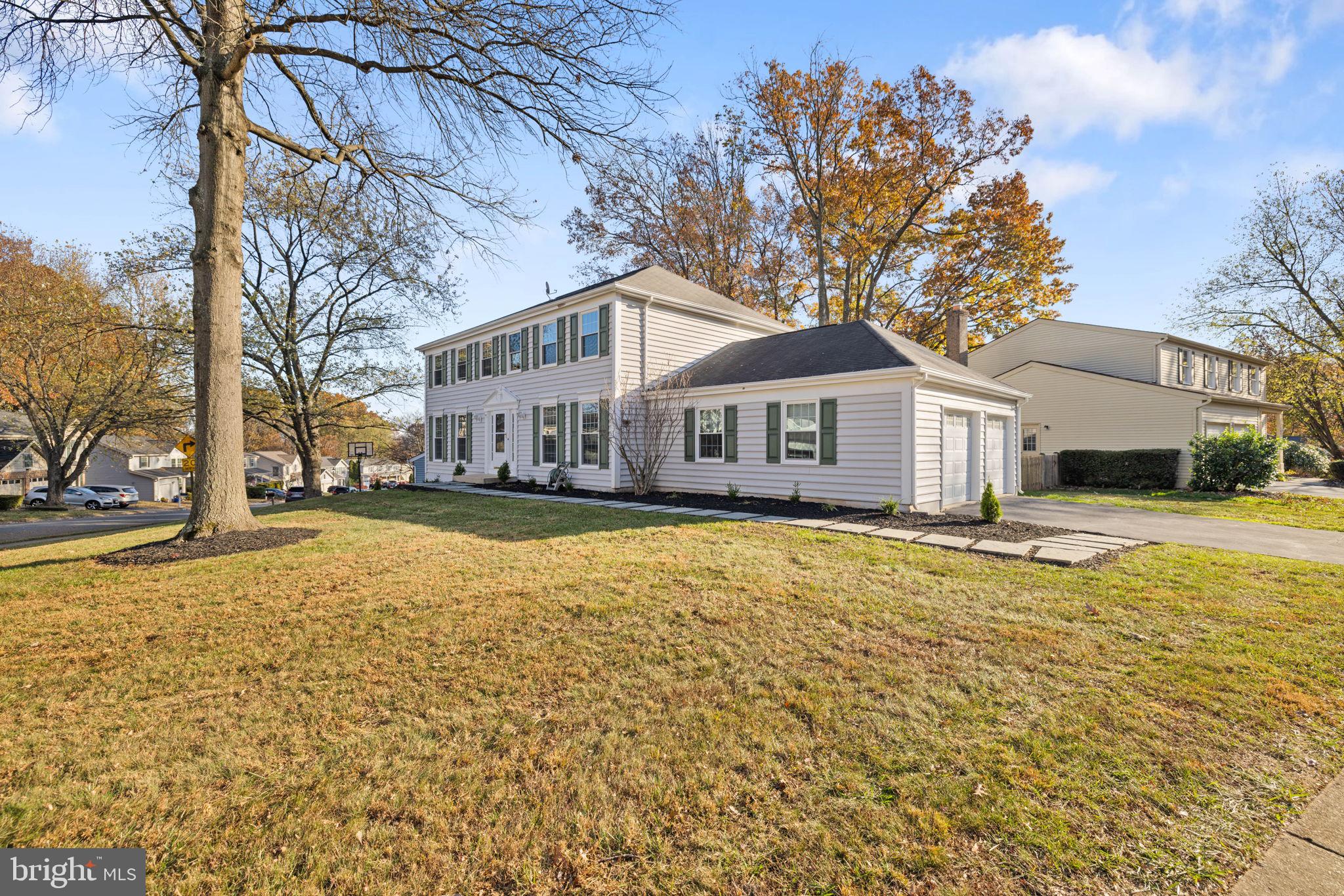 FAIRFAX CLUB ESTATES - Residential Lease