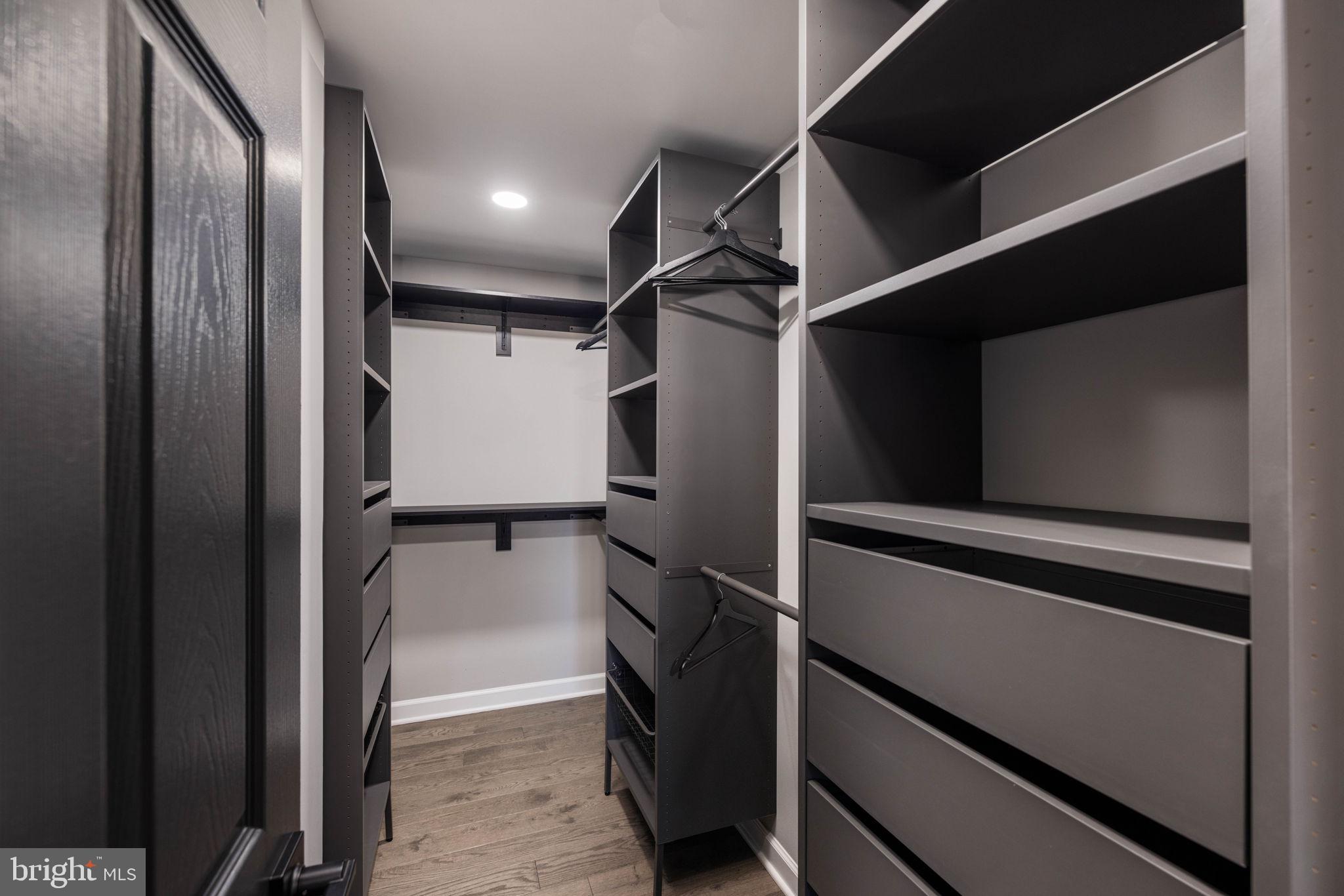 FAIRFAX CLUB ESTATES - Residential Lease