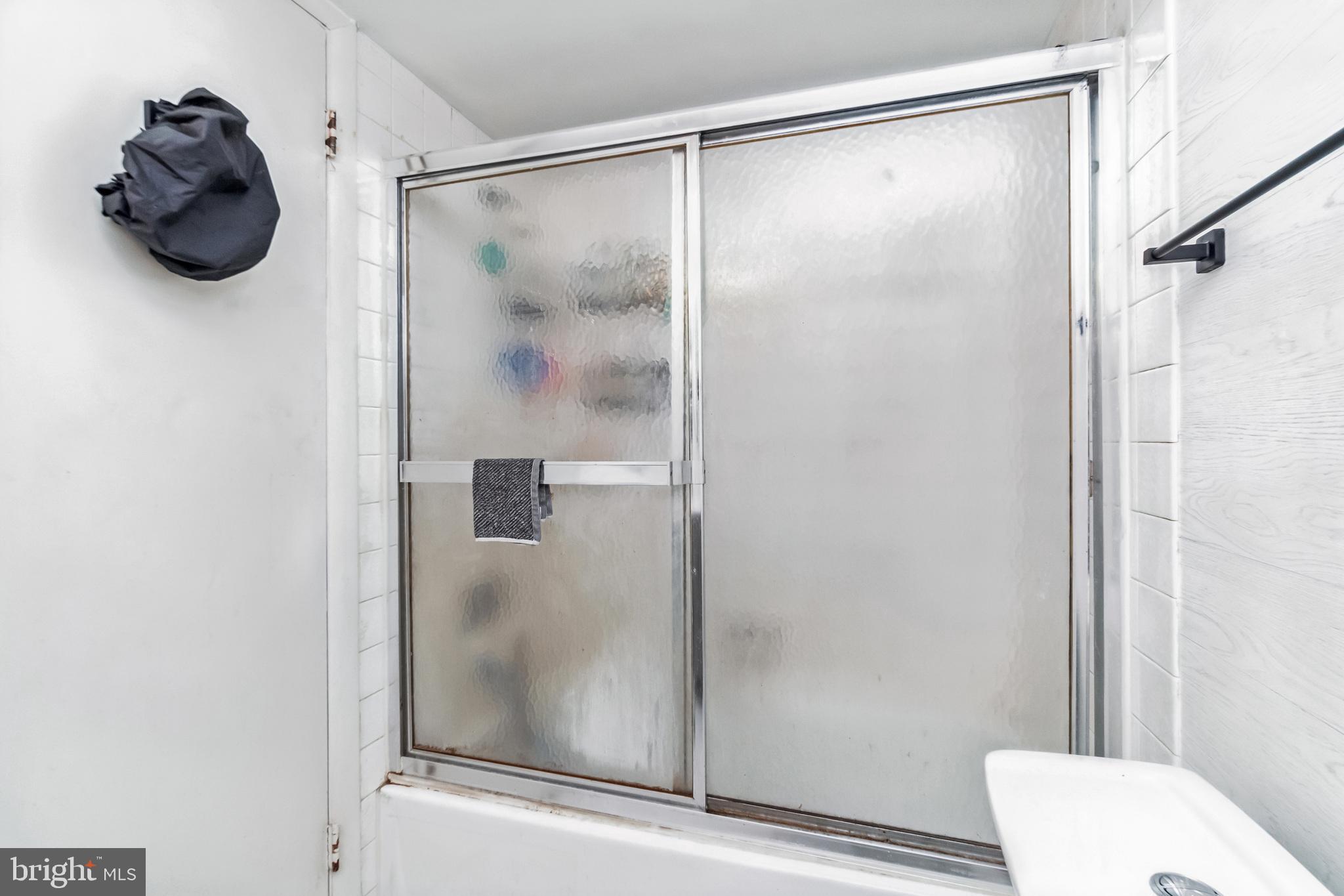 RACQUET CLUB - Residential