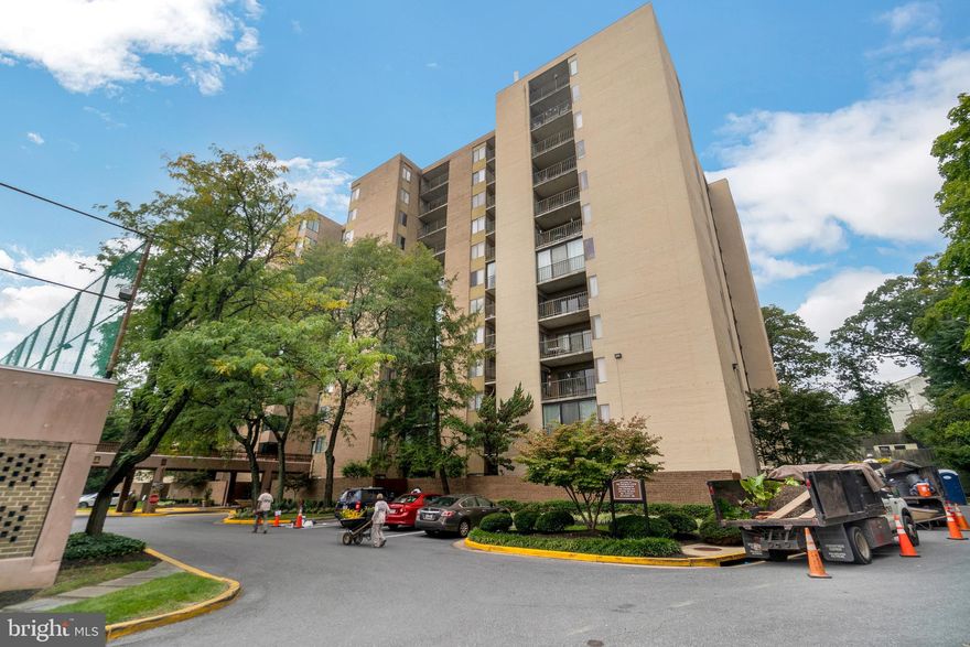 Welcome home to this 2 bedroom, 2 full bathroom unit in the Racquet Club! New laminate flooring has been installed all throughout the unit. The spacious living area provides the perfect place to relax with loved ones and enjoys ample natural light through the large sliding glass doors which leads to the outdoor balcony. Adjacent to the living room is the dining area with another large window letting in the sunlight. The kitchen is fully equipped with a brand-new refrigerator and microwave as well as plenty of counter space and cabinetry. The primary bedroom comes with a convenient private en-suite bathroom and large window and closet space. The unit is completed by an additional bedroom with full bathroom and a full washer/dryer room- making laundry a breeze! Community amenities include a secure building entrance with 24hr front desk personnel, elevator, gym, pool and tennis courts. This unit also provides easy access to Silver Spring Metro, DC, and several shopping and dining options. Don’t miss the opportunity to make this your own!