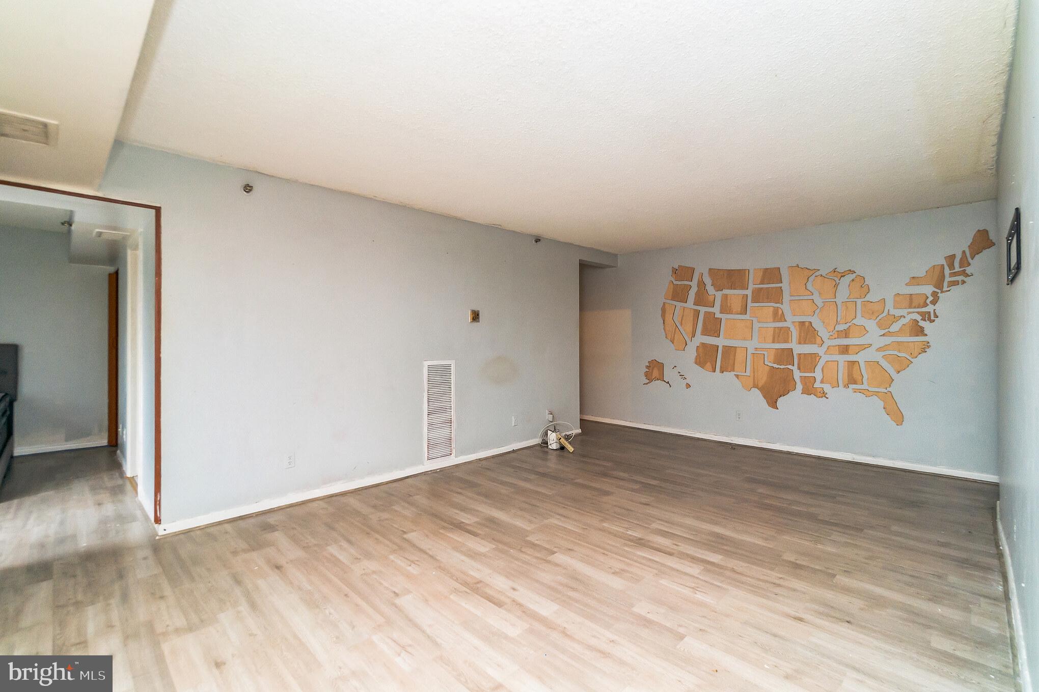 RACQUET CLUB - Residential