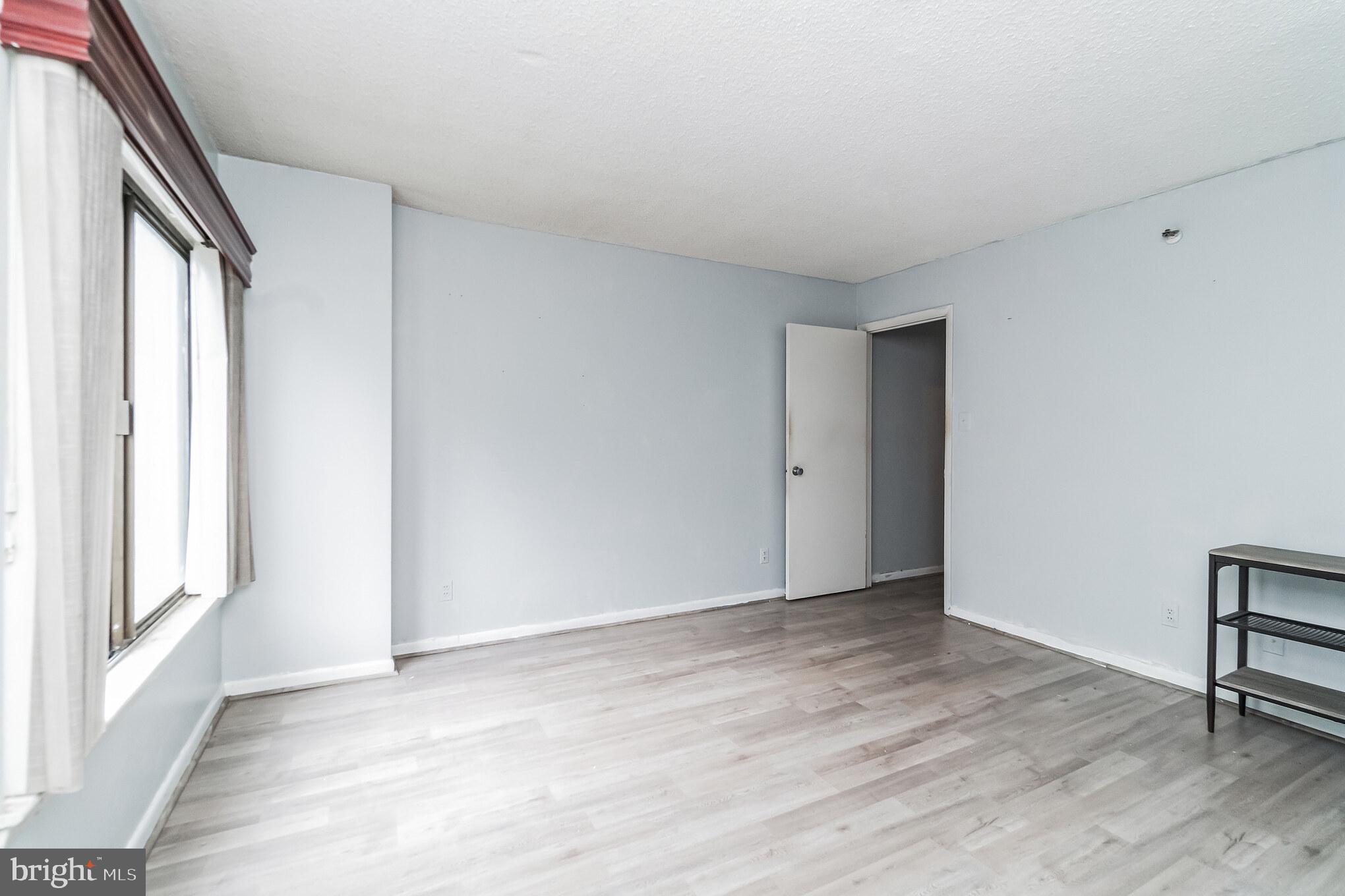 RACQUET CLUB - Residential