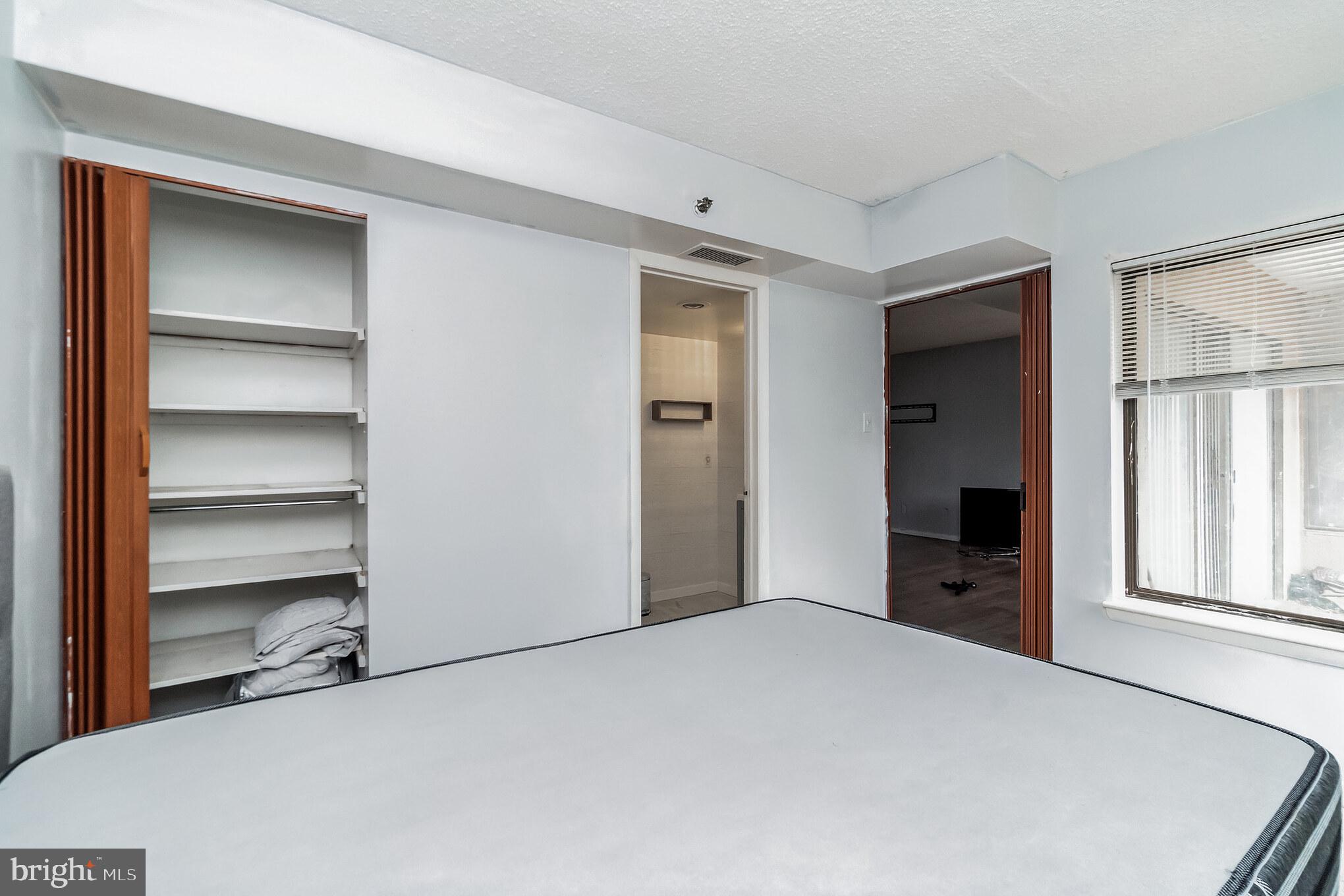 RACQUET CLUB - Residential