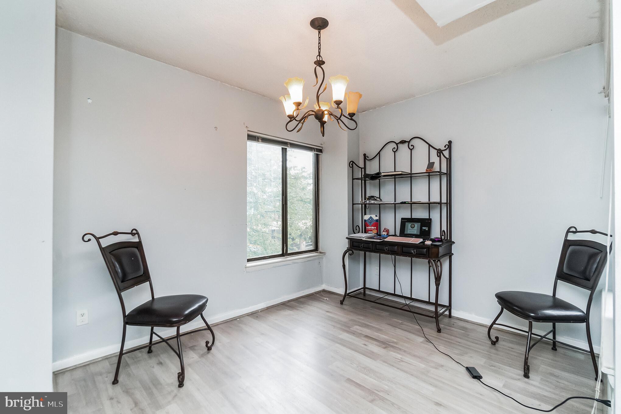 RACQUET CLUB - Residential