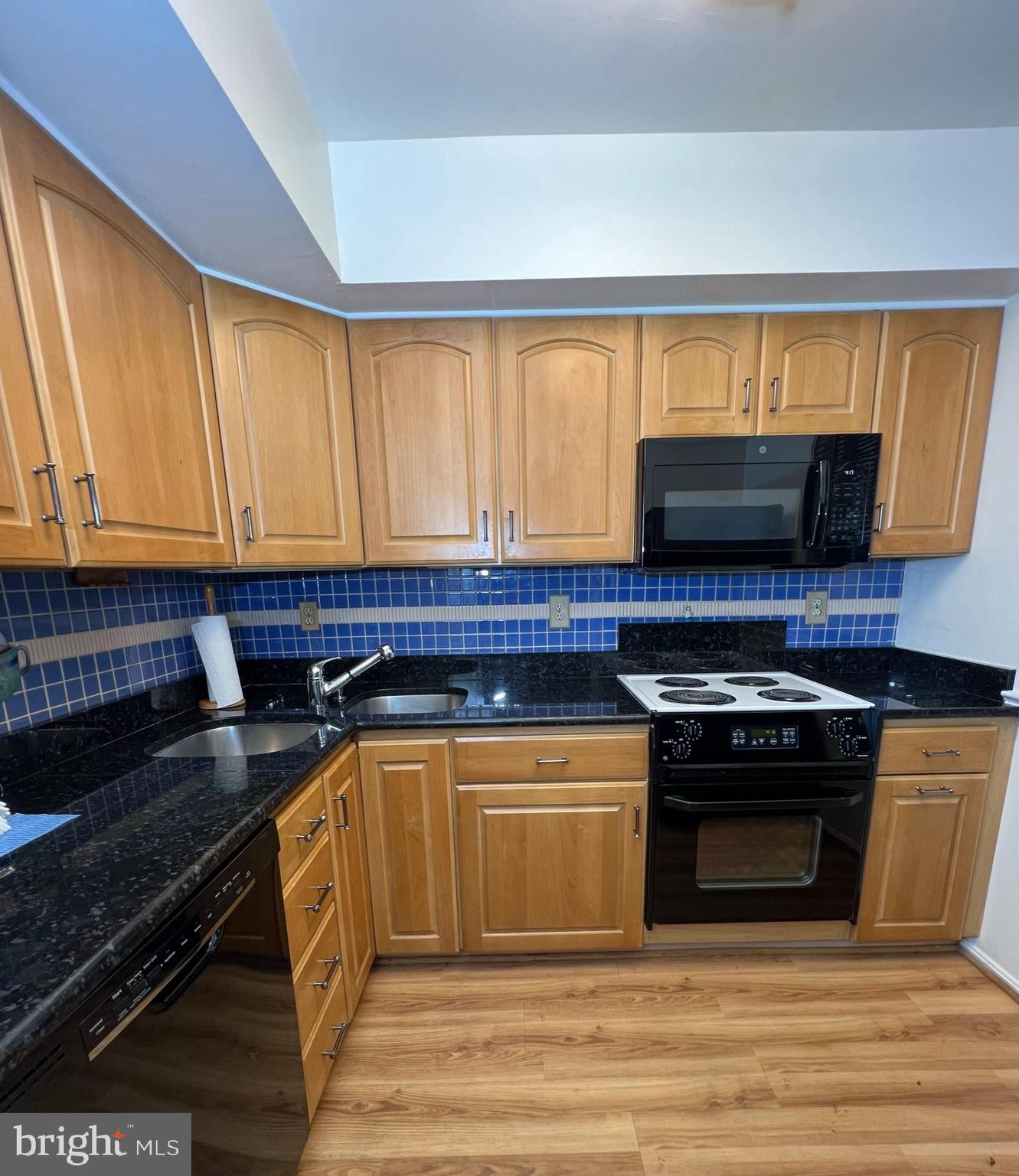 REGENT SQUARE - Residential