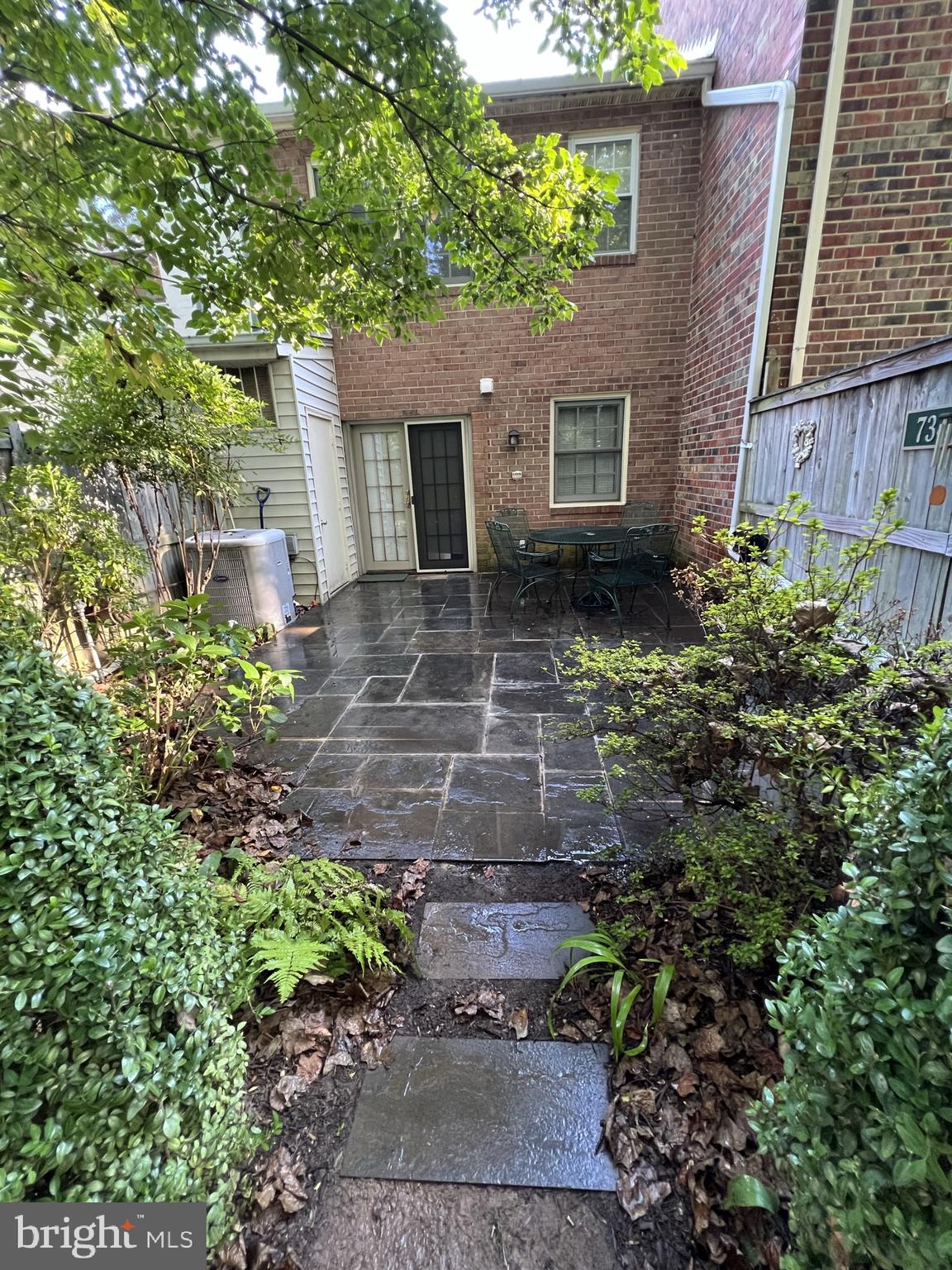 REGENT SQUARE - Residential