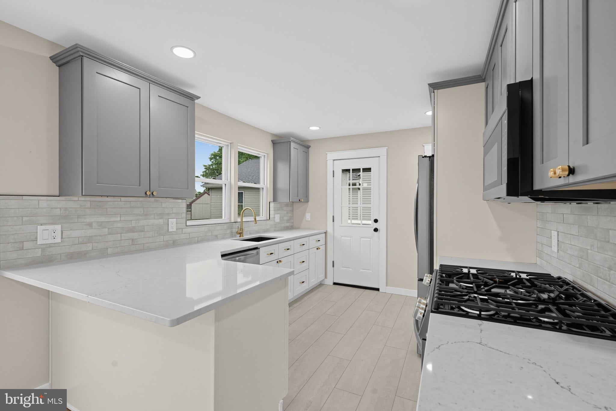 117 LOCUST AVENUE