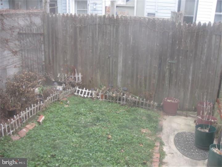 POINT BREEZE - Residential Lease