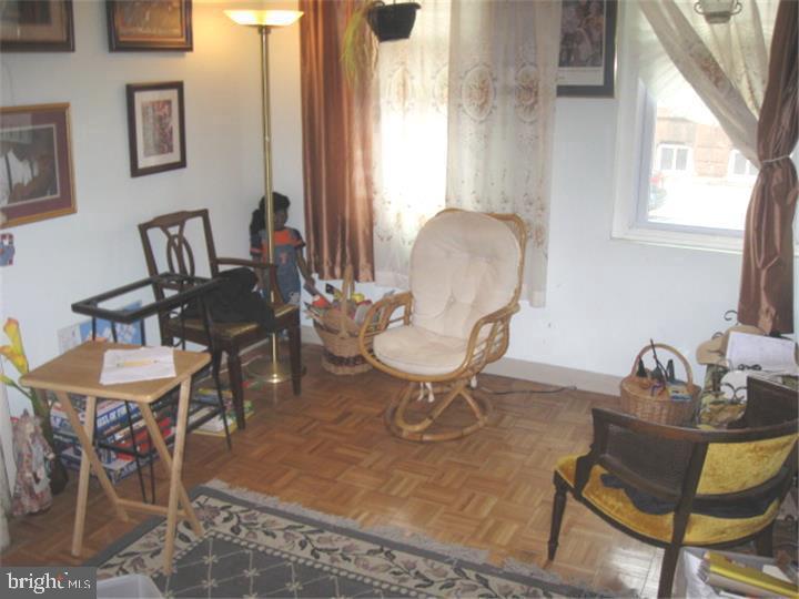 POINT BREEZE - Residential Lease