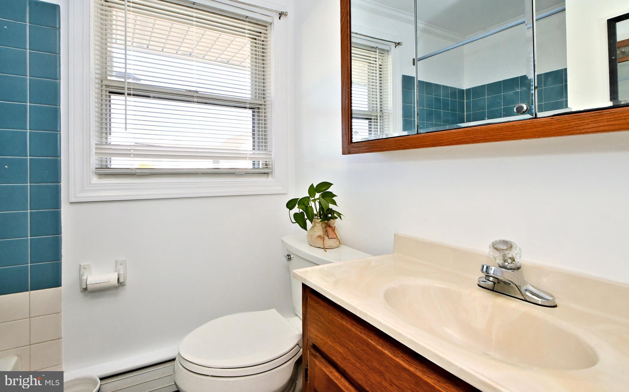 TWIN OAKS - Residential