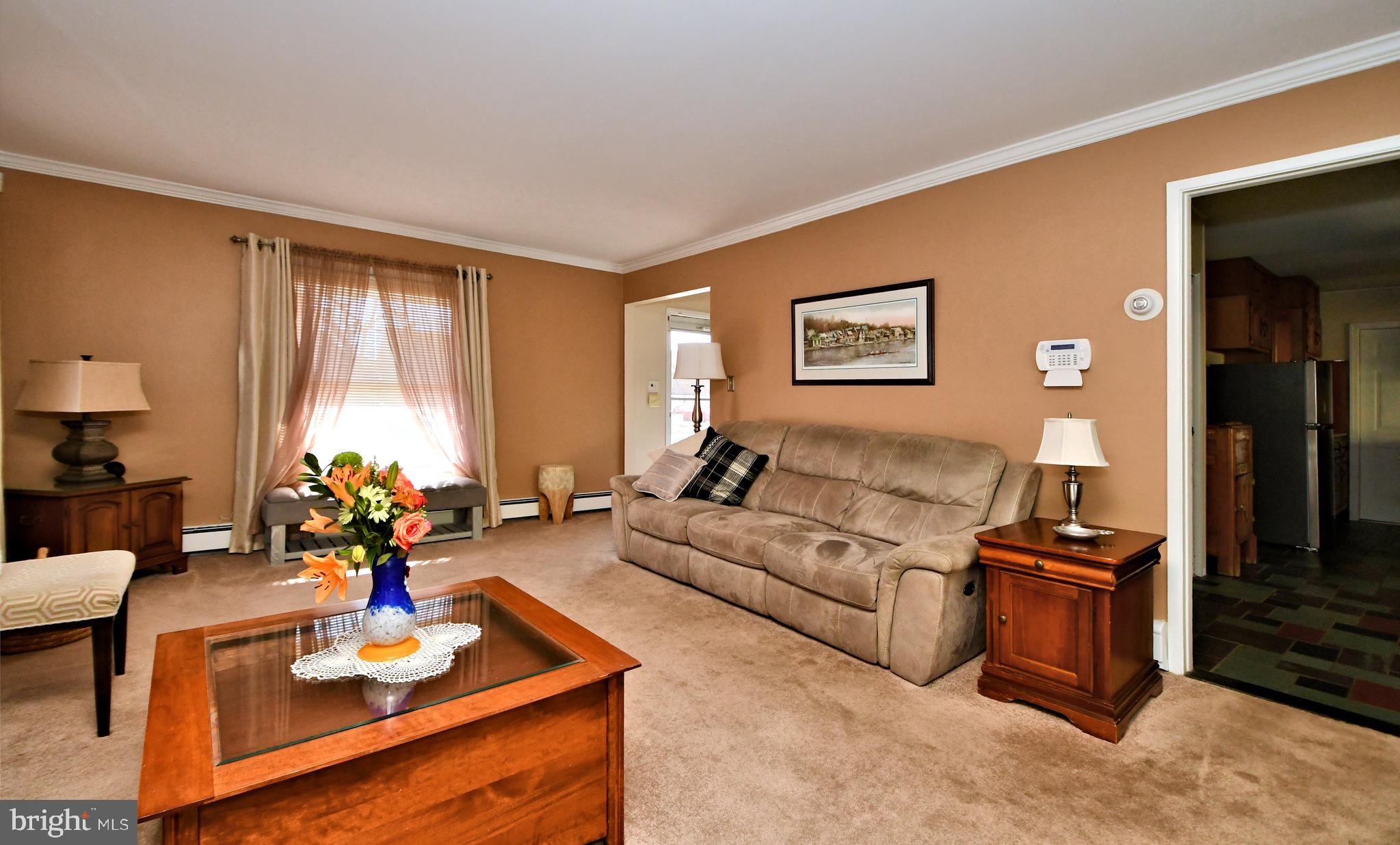 TWIN OAKS - Residential