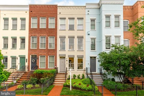 906 3RD STREET SE WASHINGTON DC 20003