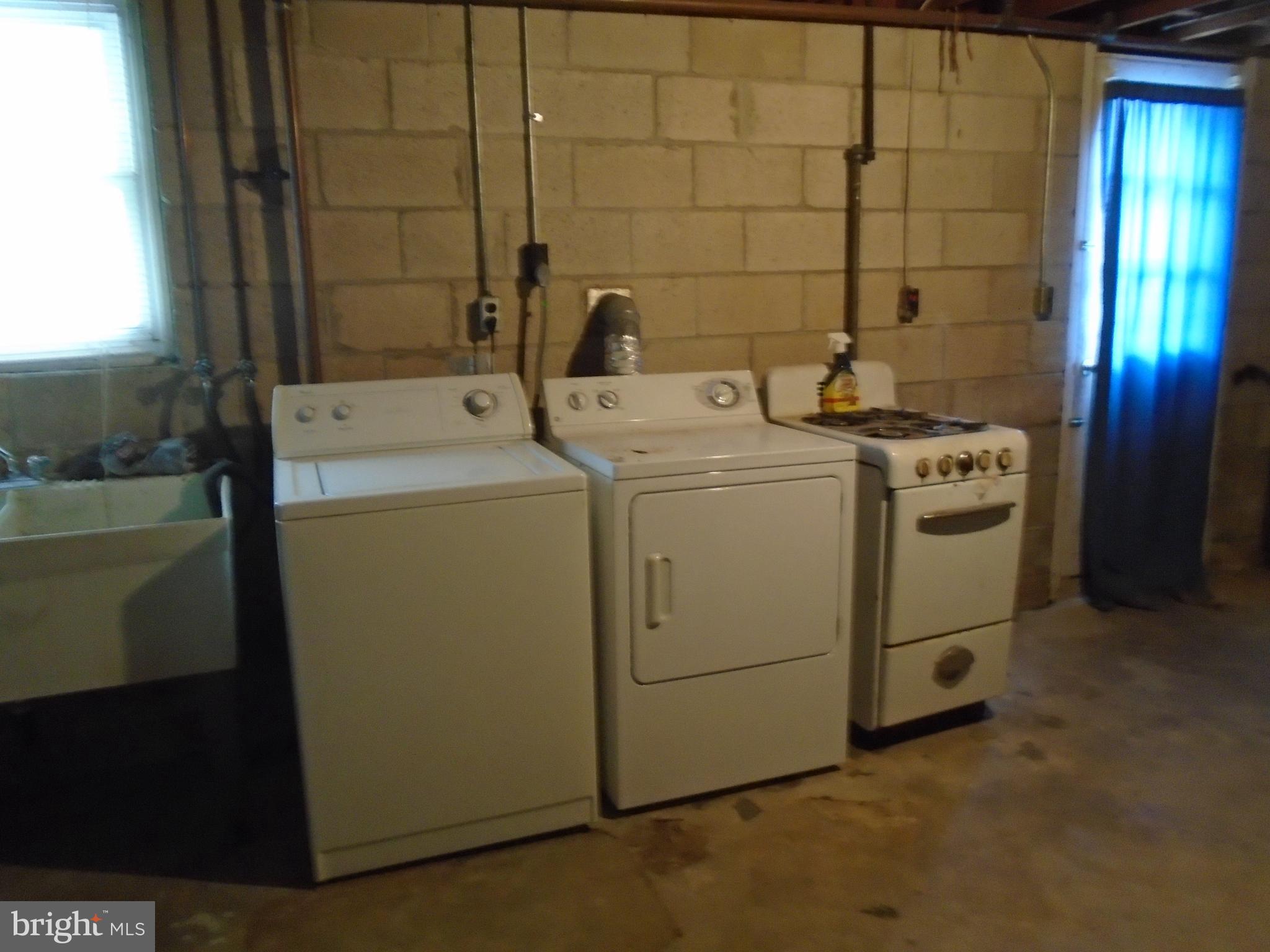 FULLERTON - Residential