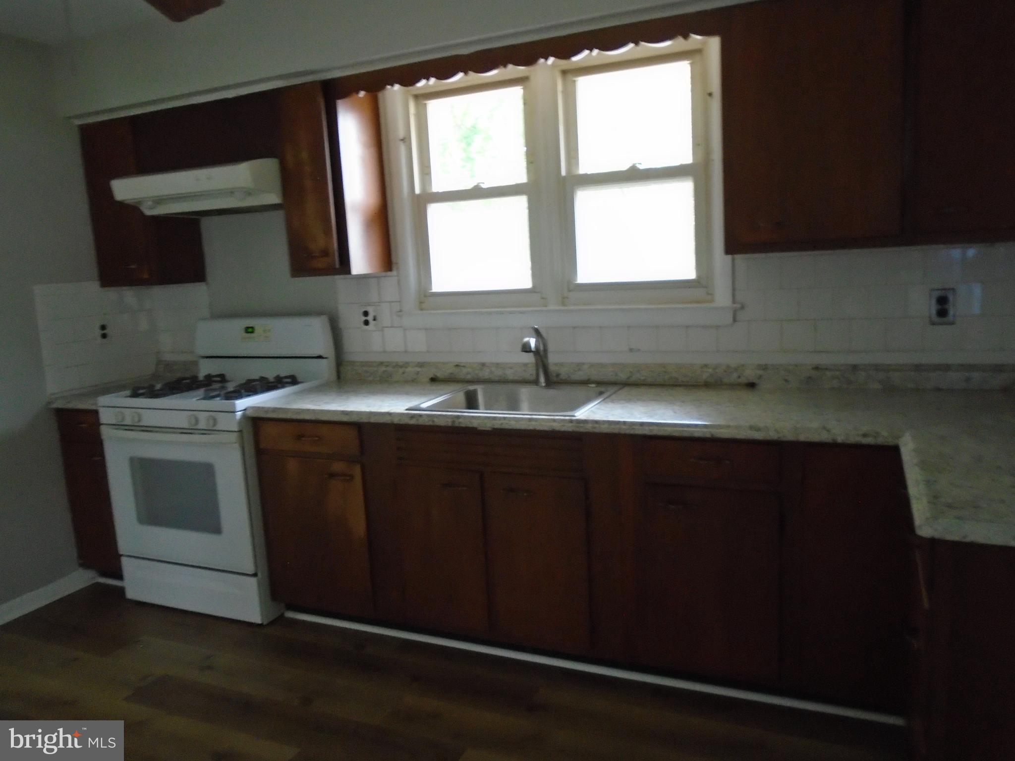 FULLERTON - Residential