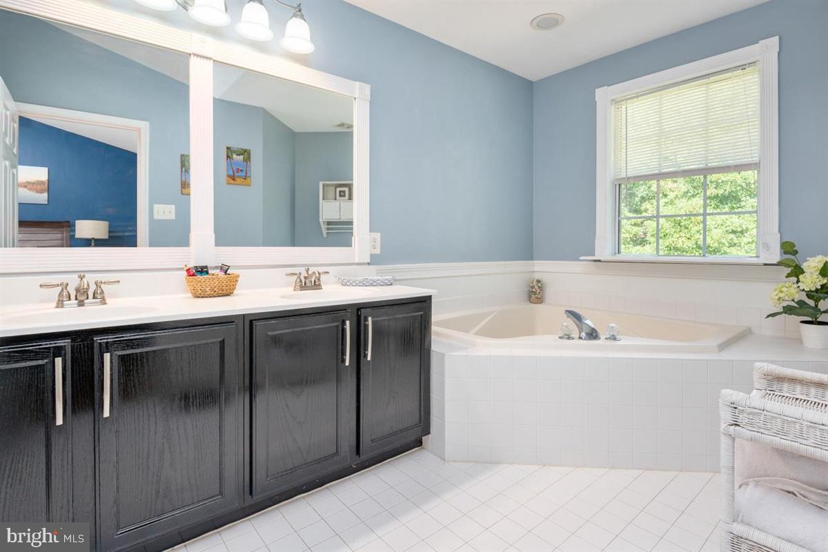 PINEY ORCHARD - Residential