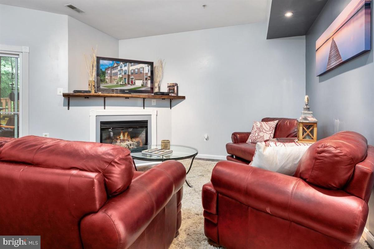 PINEY ORCHARD - Residential