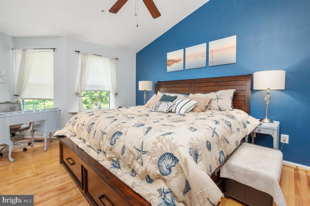 PINEY ORCHARD - Residential