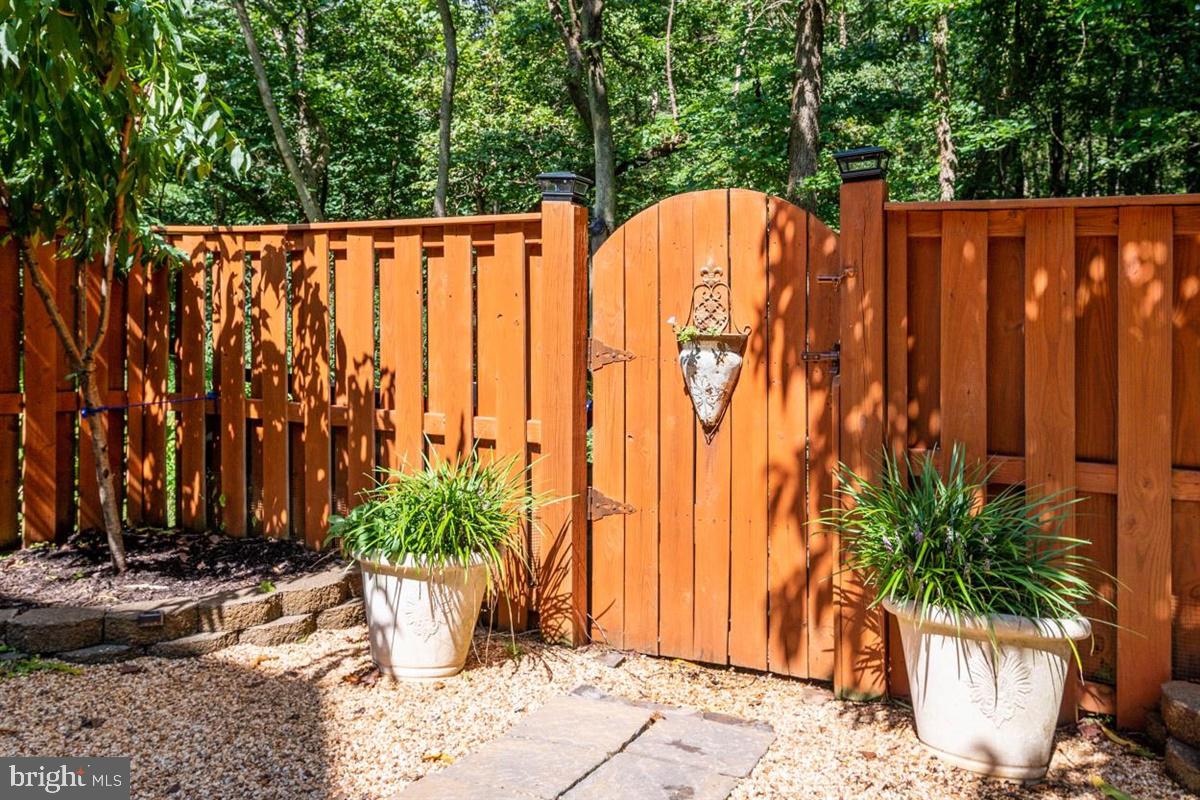 PINEY ORCHARD - Residential