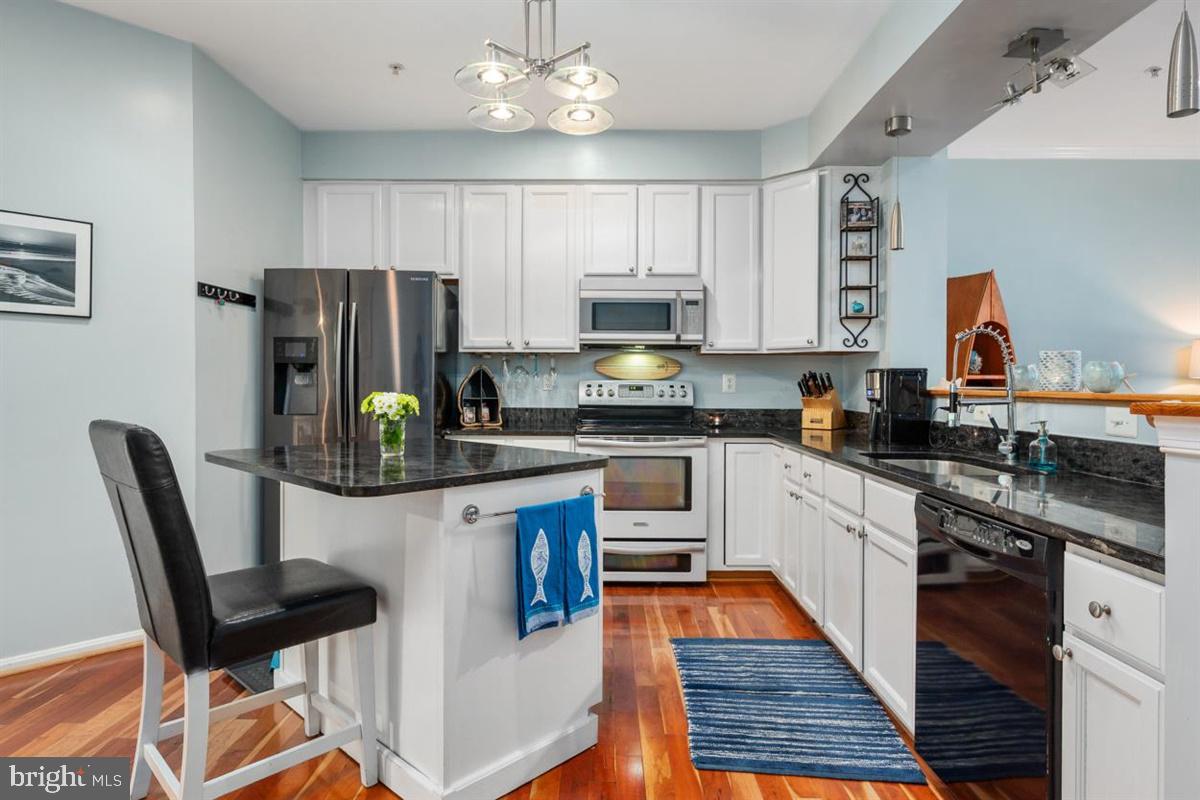 PINEY ORCHARD - Residential