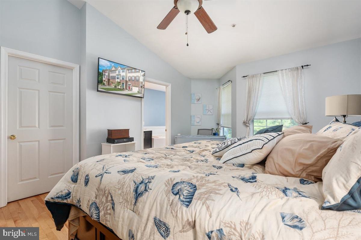 PINEY ORCHARD - Residential