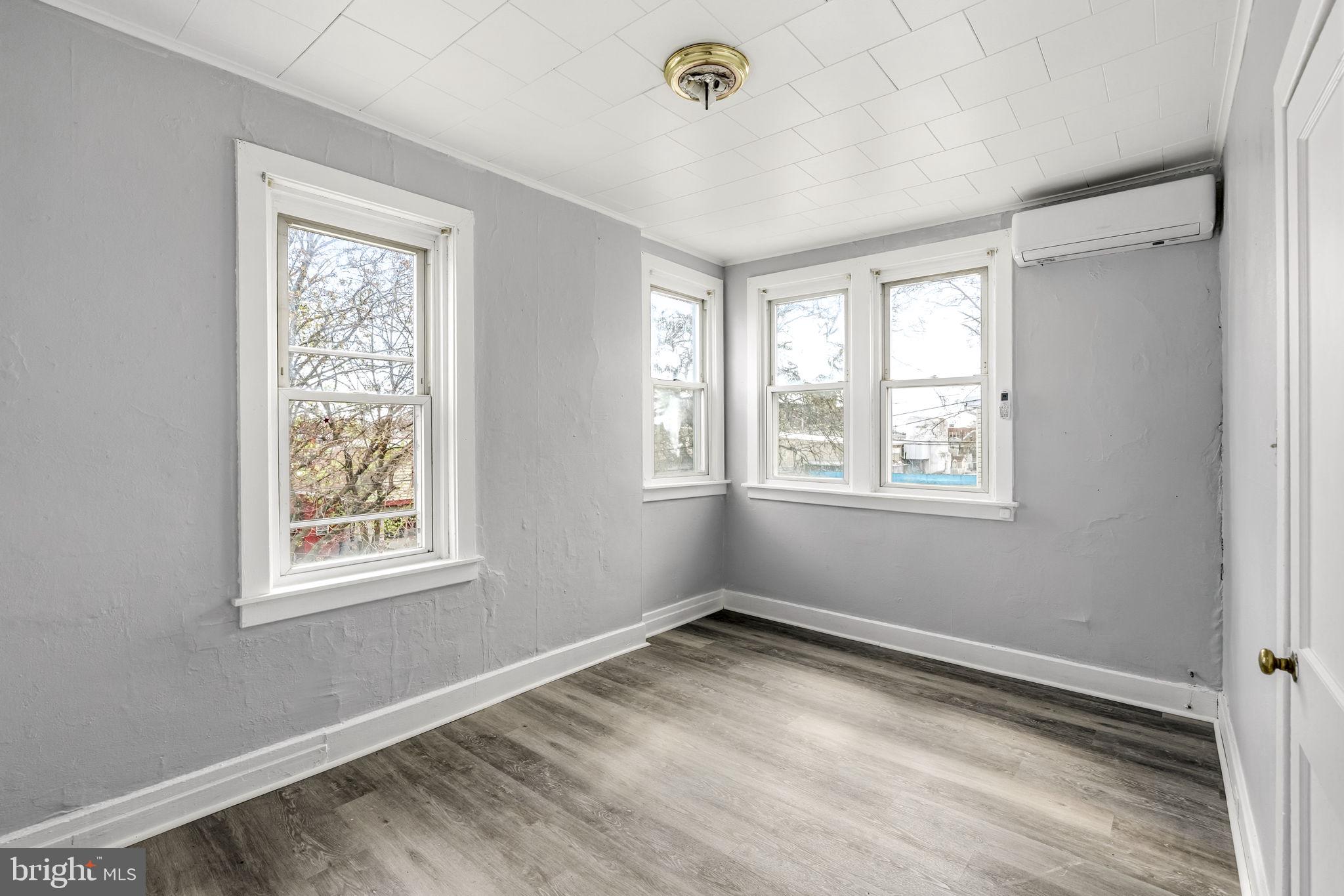 LEBANON CITY - Residential