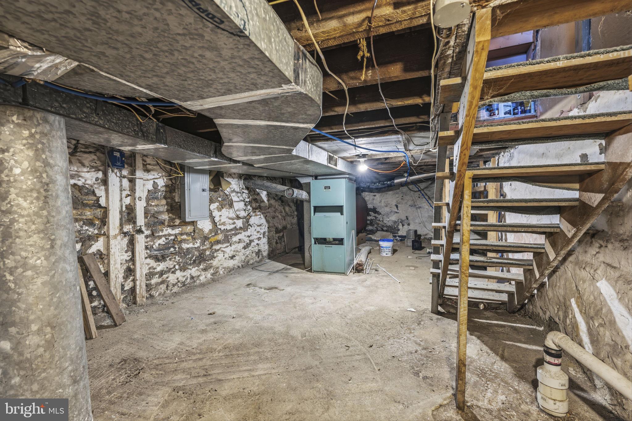 LEBANON CITY - Residential