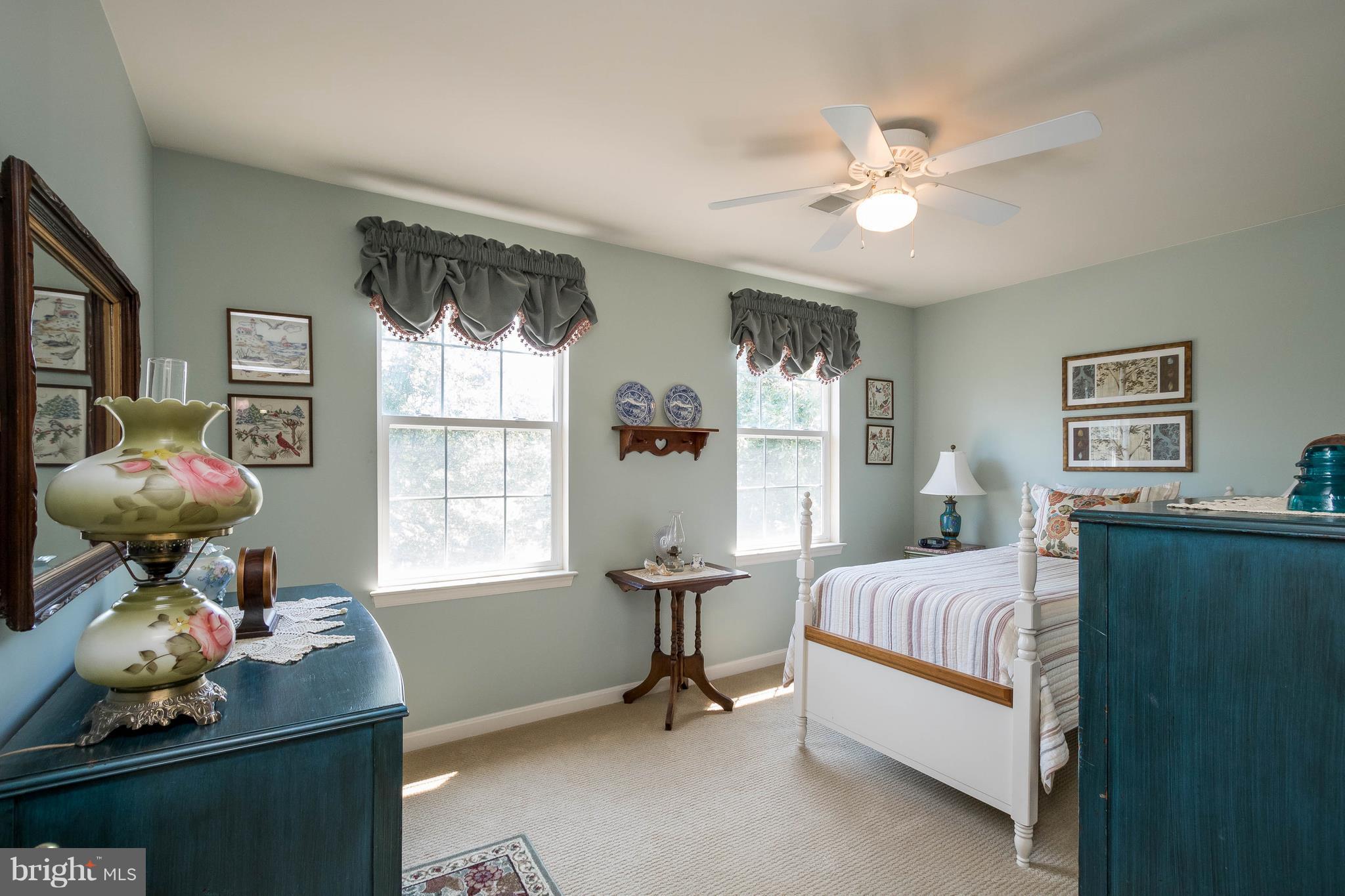 TELEGRAPH SPRING - Residential