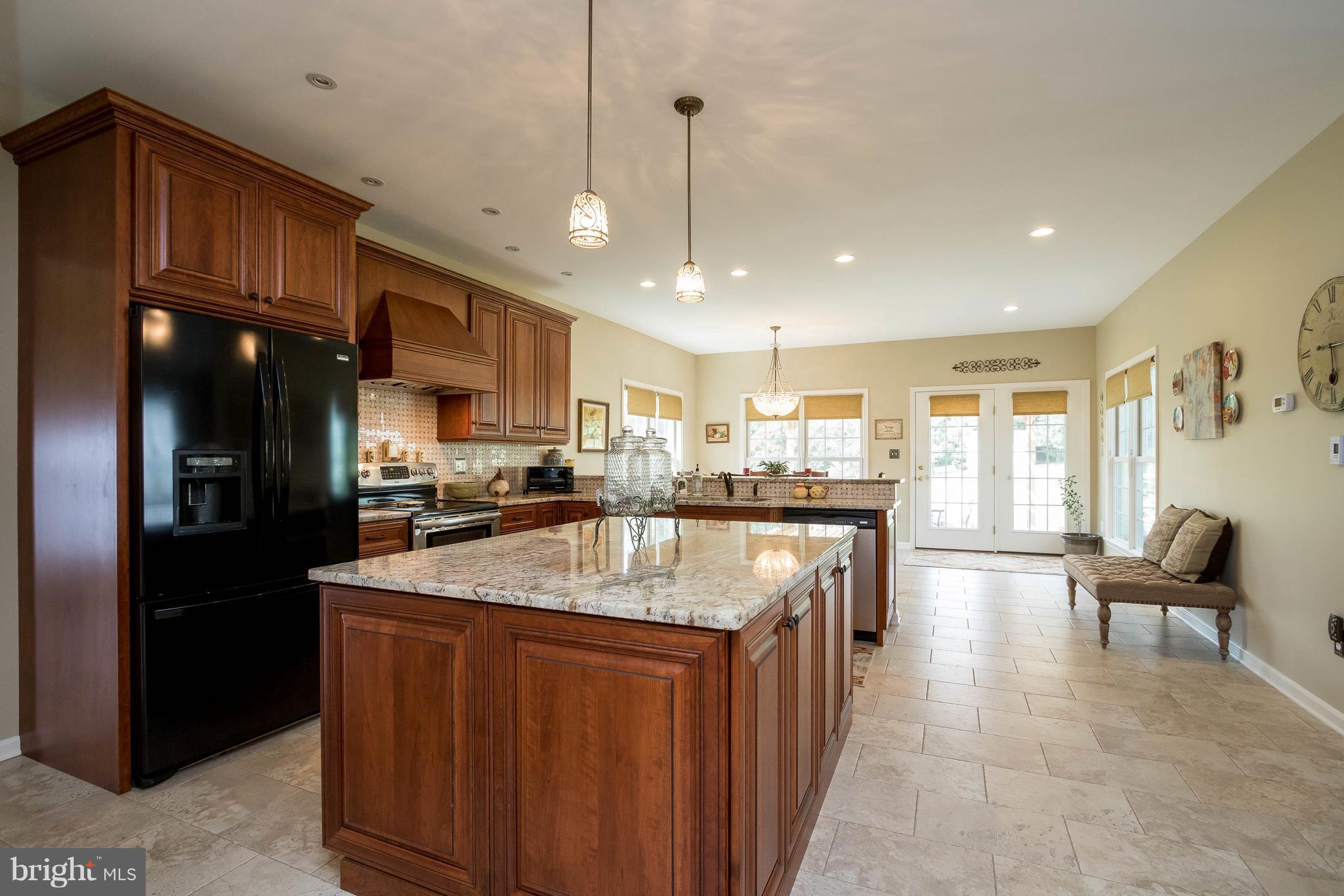 TELEGRAPH SPRING - Residential