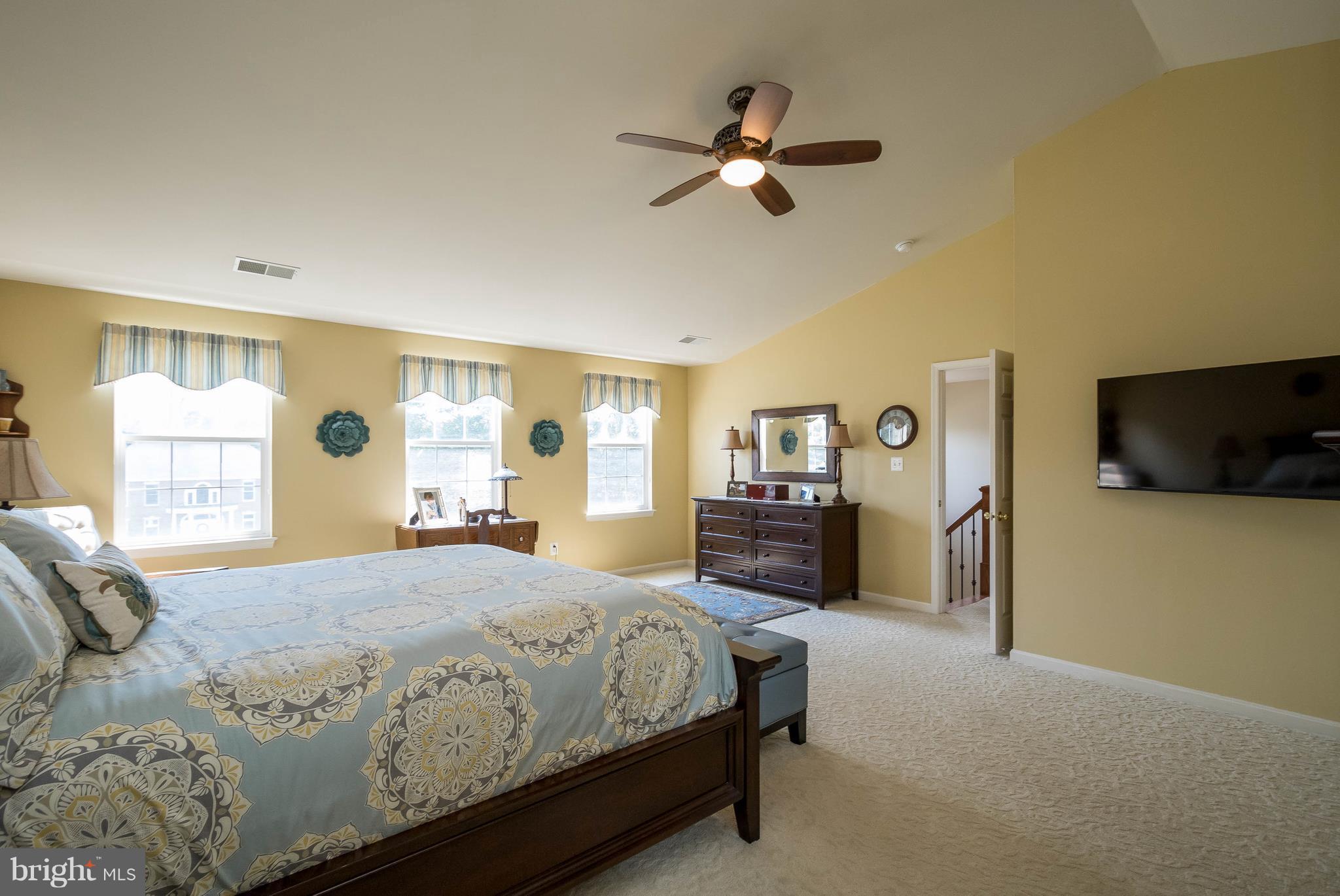 TELEGRAPH SPRING - Residential