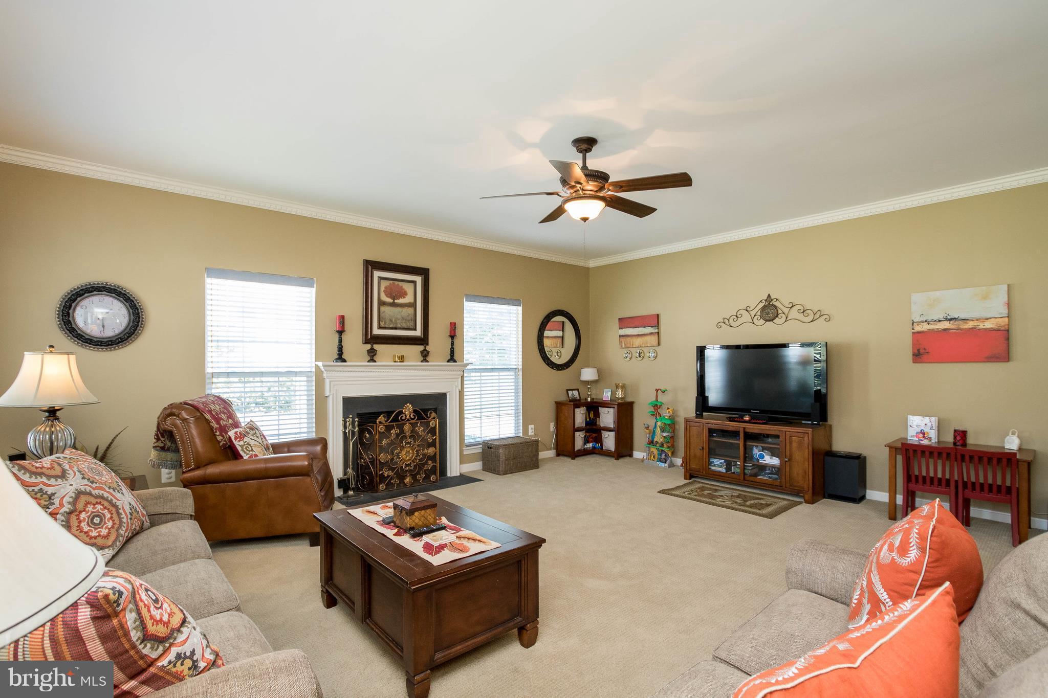 TELEGRAPH SPRING - Residential