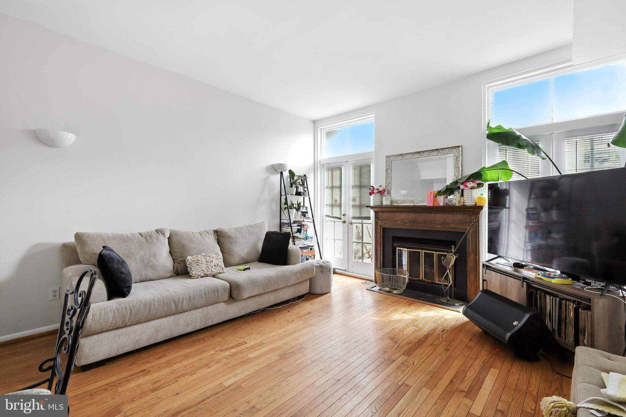 SETON HILL - Residential