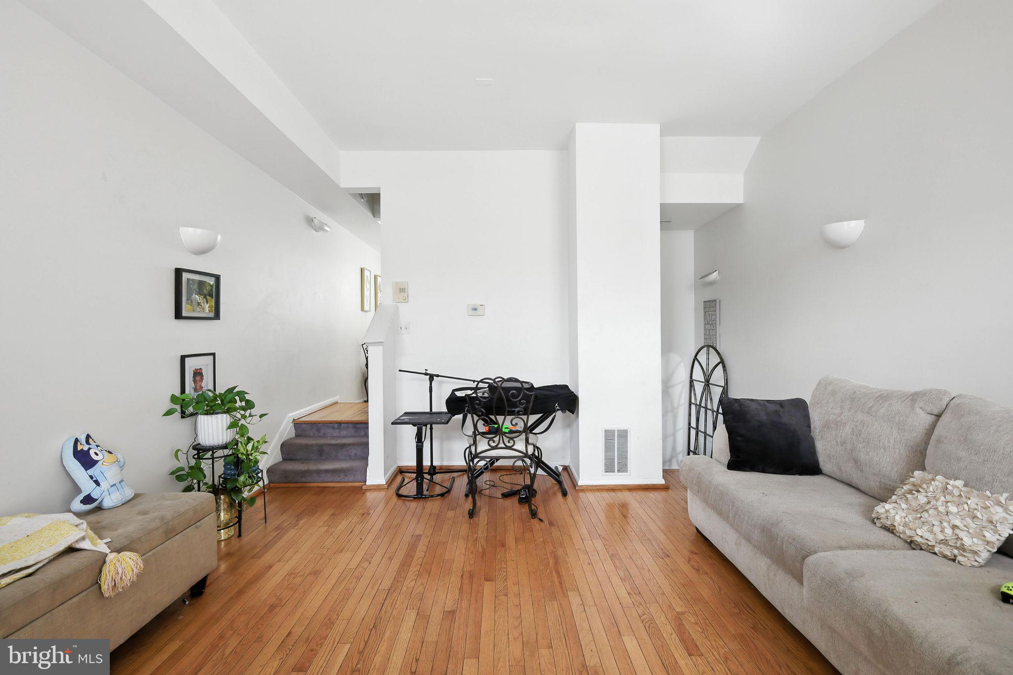 SETON HILL - Residential