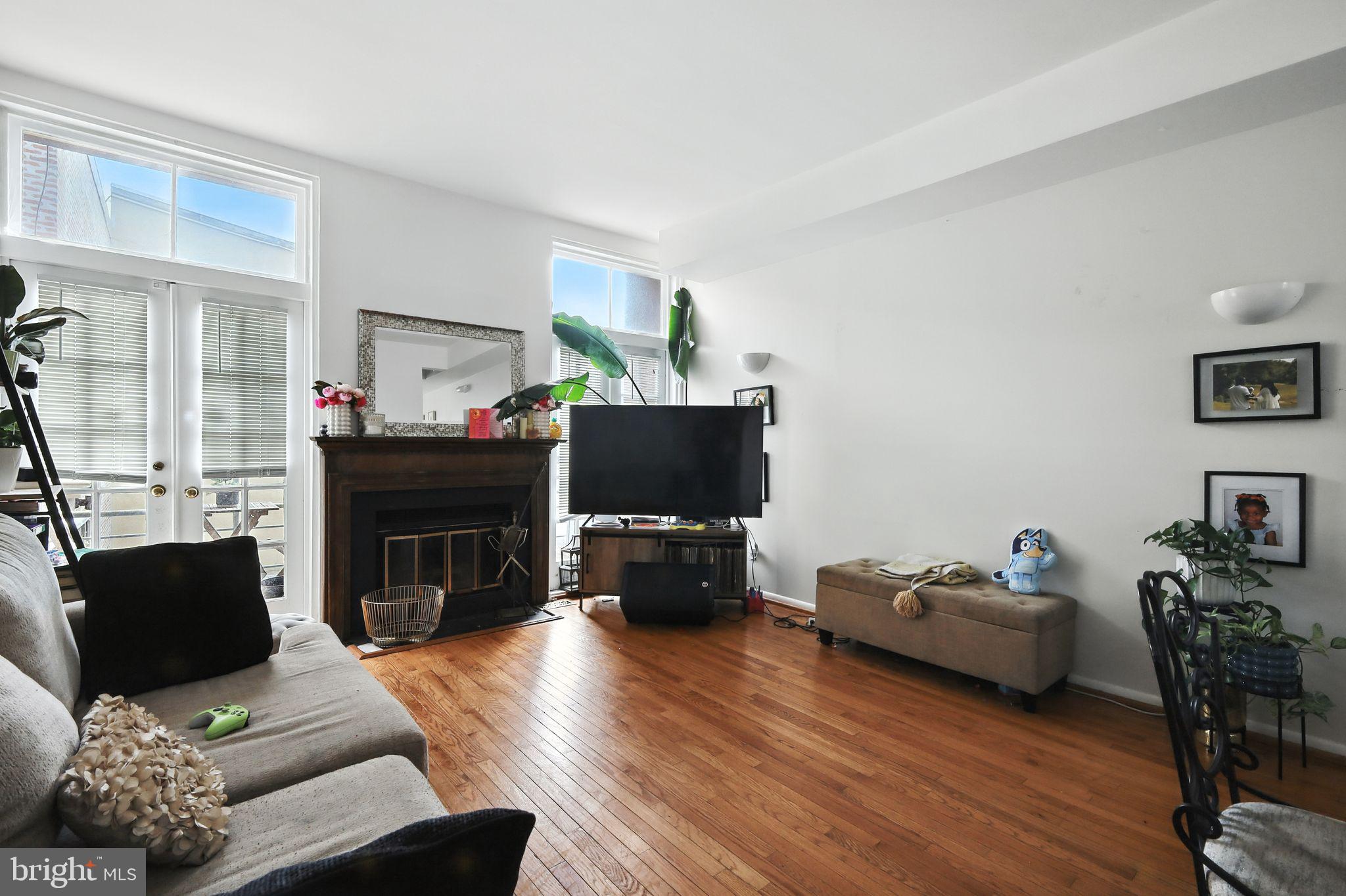 SETON HILL - Residential