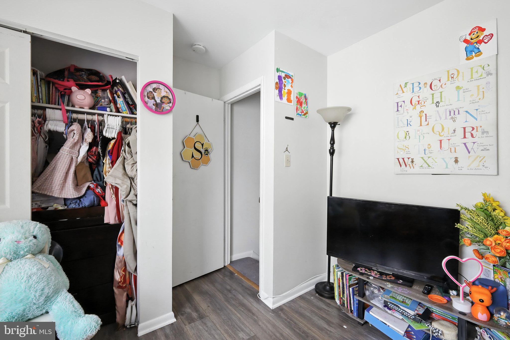 SETON HILL - Residential
