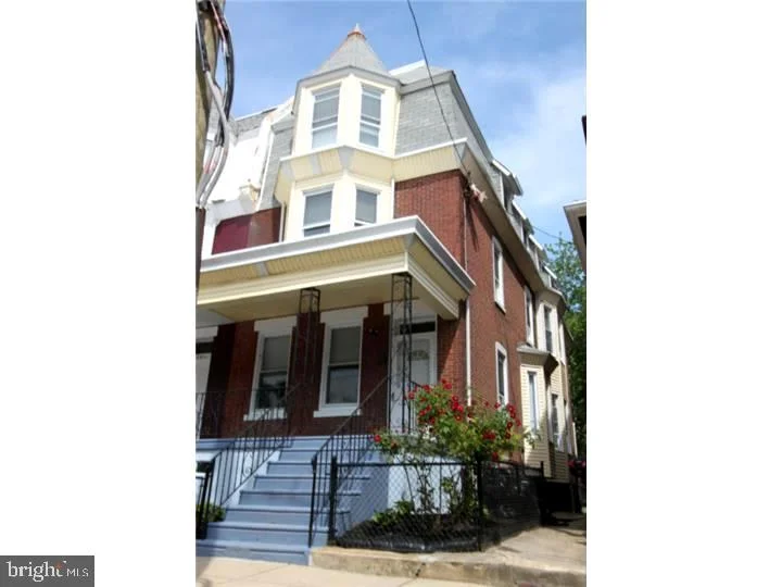 633 S 49th Street, Philadelphia, PA 19143