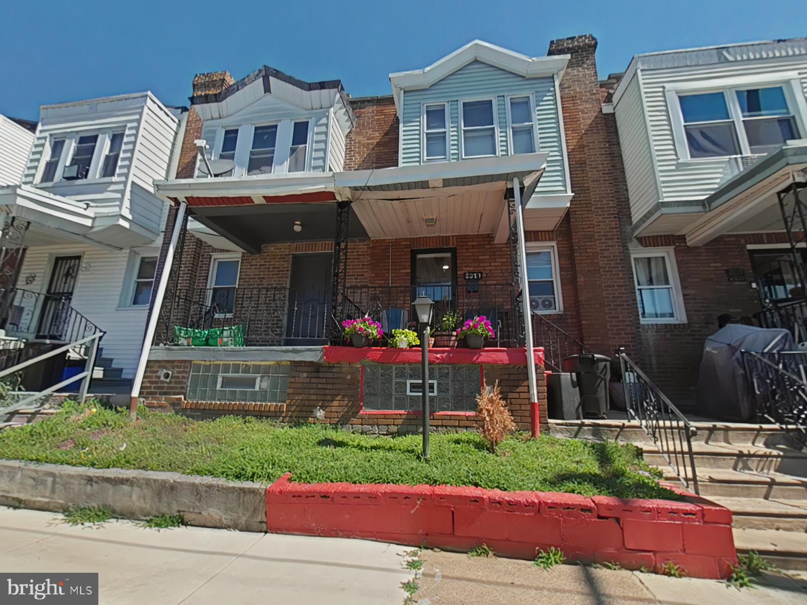 WEST OAK LANE - Residential