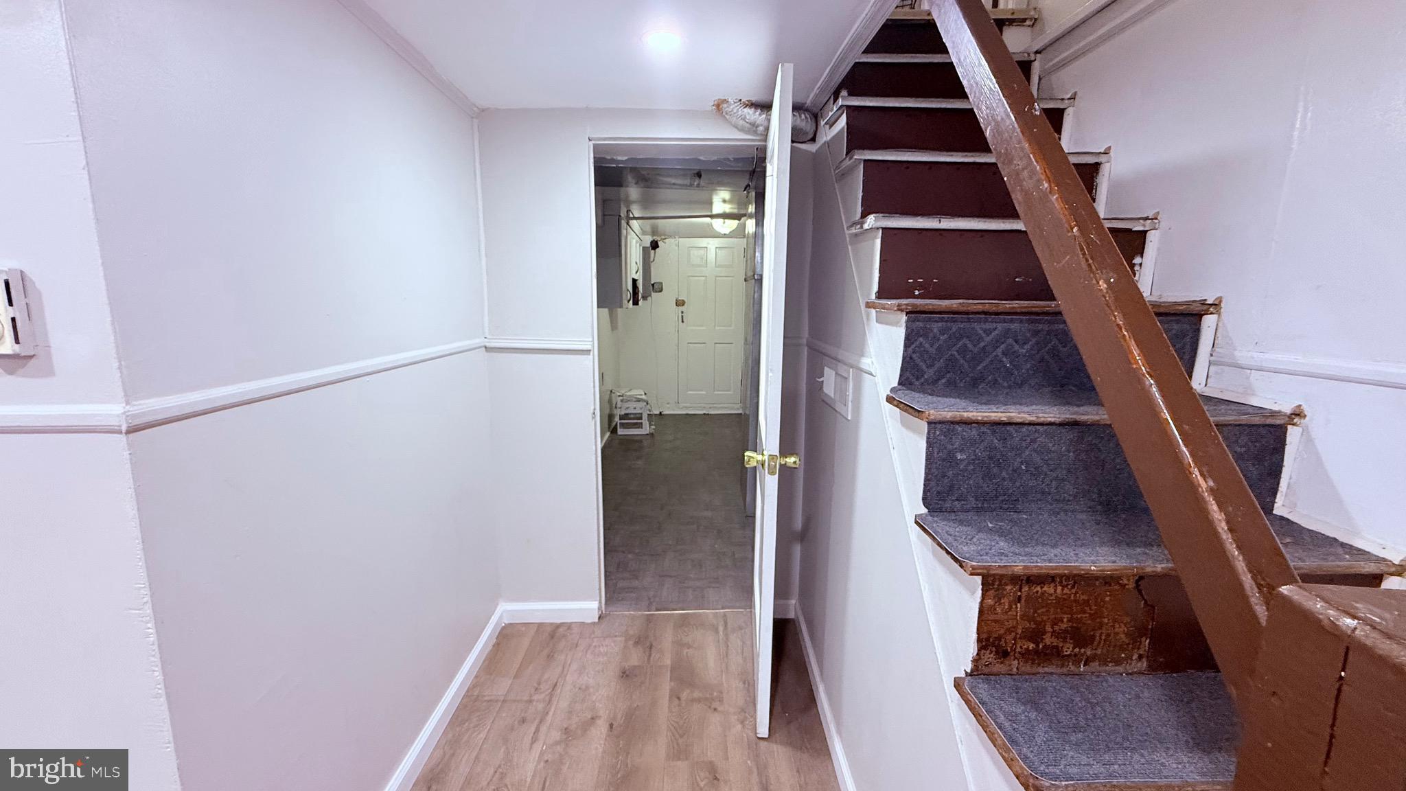 OXFORD CIRCLE - Residential