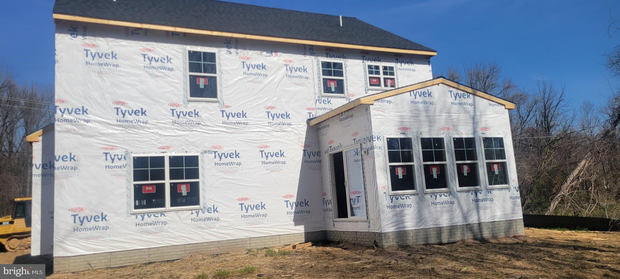 POWHATAN BEACH - Residential