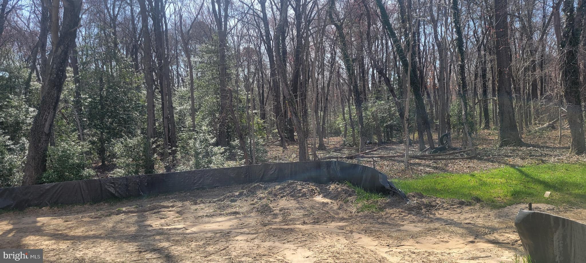 POWHATAN BEACH - Residential