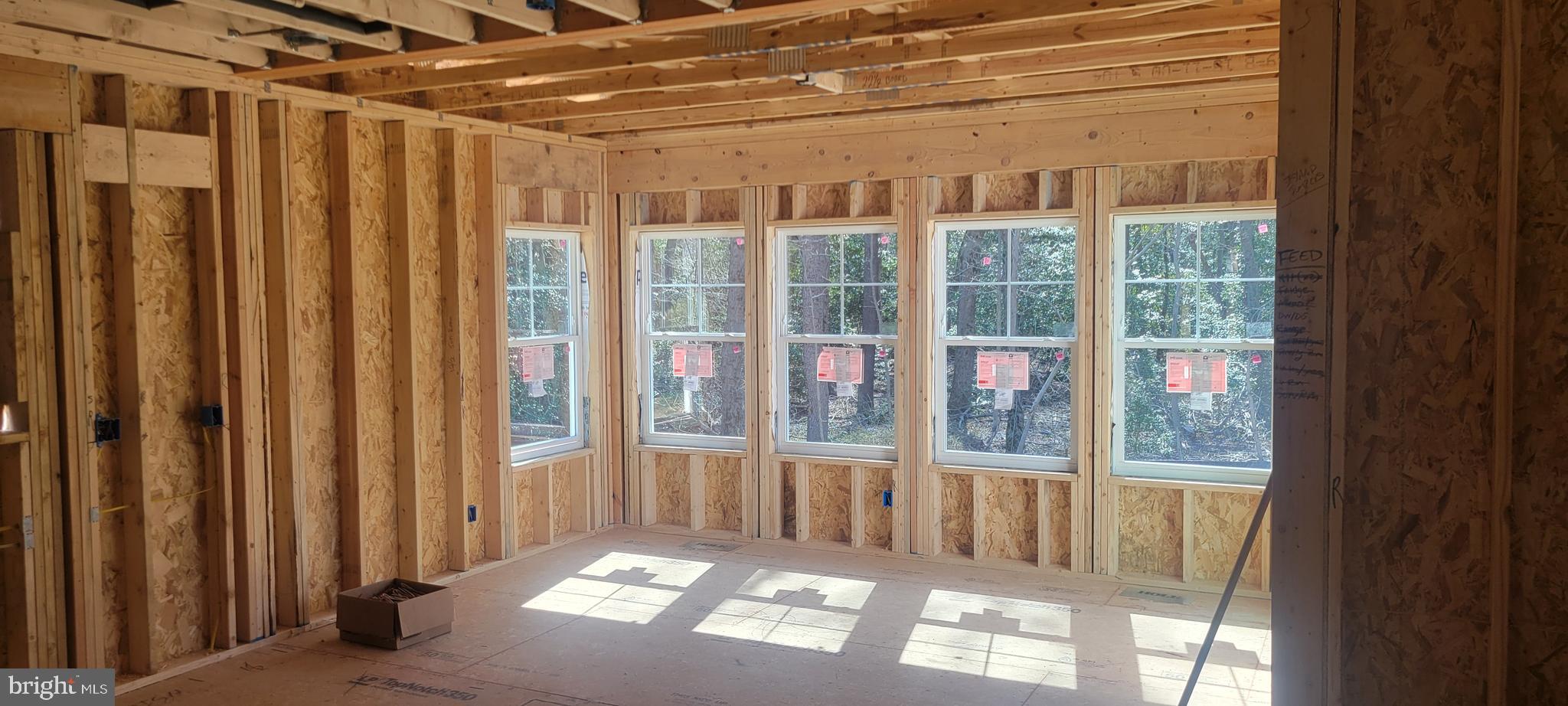 POWHATAN BEACH - Residential