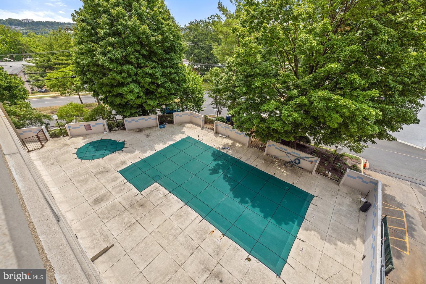 HIGHPOINTE - Residential