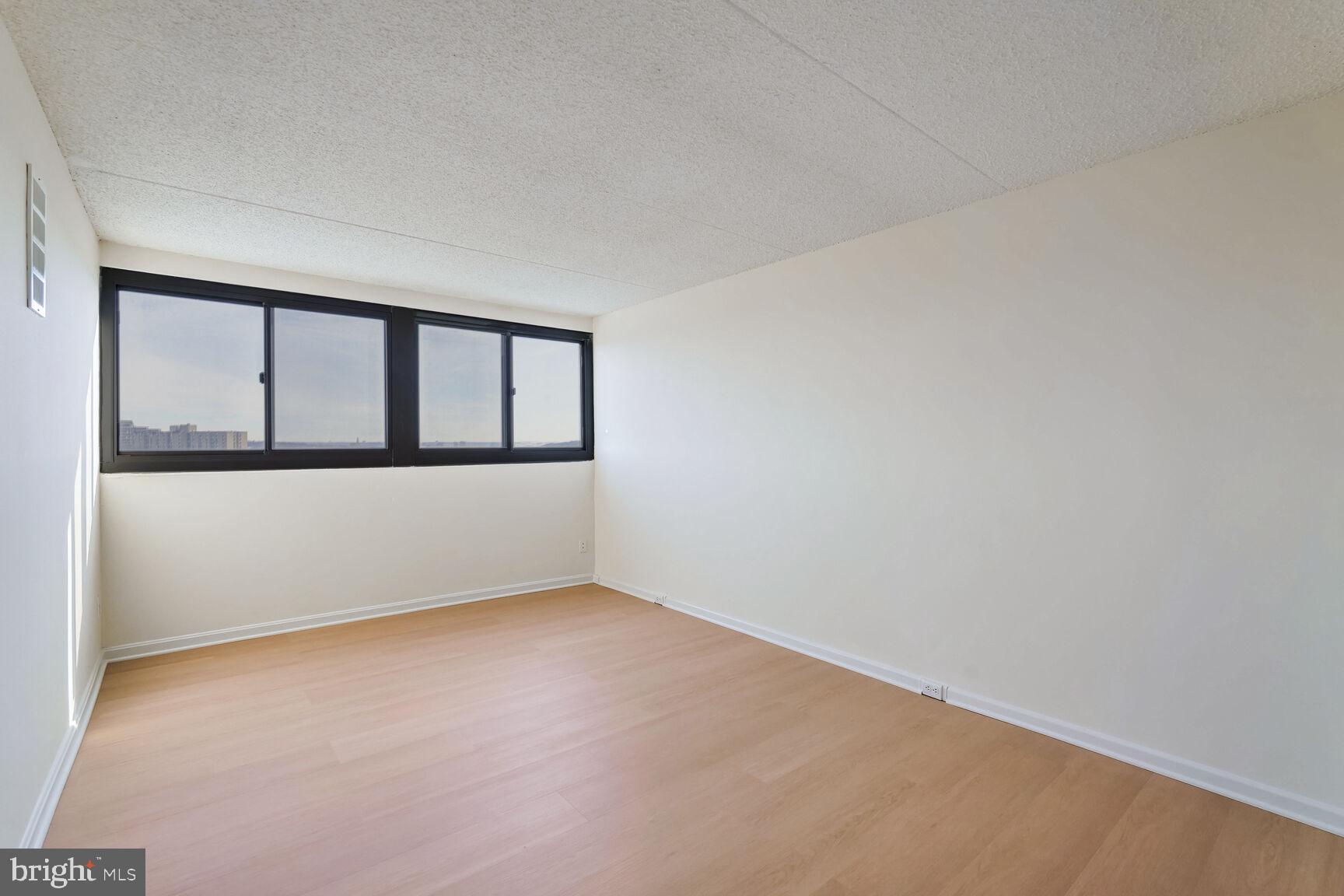 HIGHPOINTE - Residential